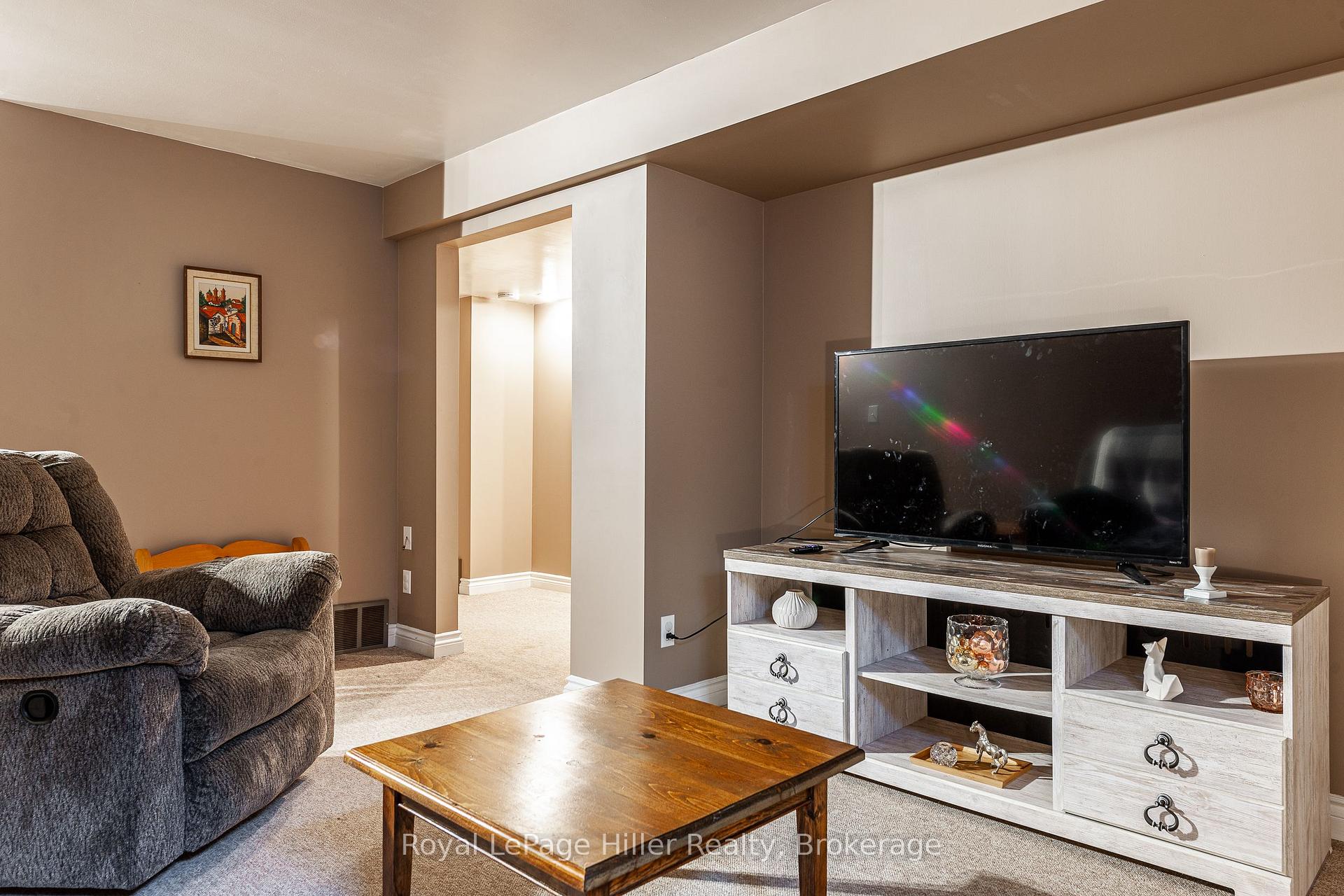 Photo 35 of 139 McConnell Street, South Huron, Exeter — HOMEH
