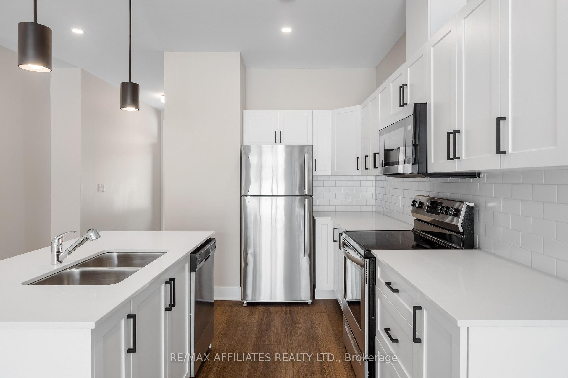 Photo 4 of 65 Ferrara Drive, Smiths Falls — HOMEH