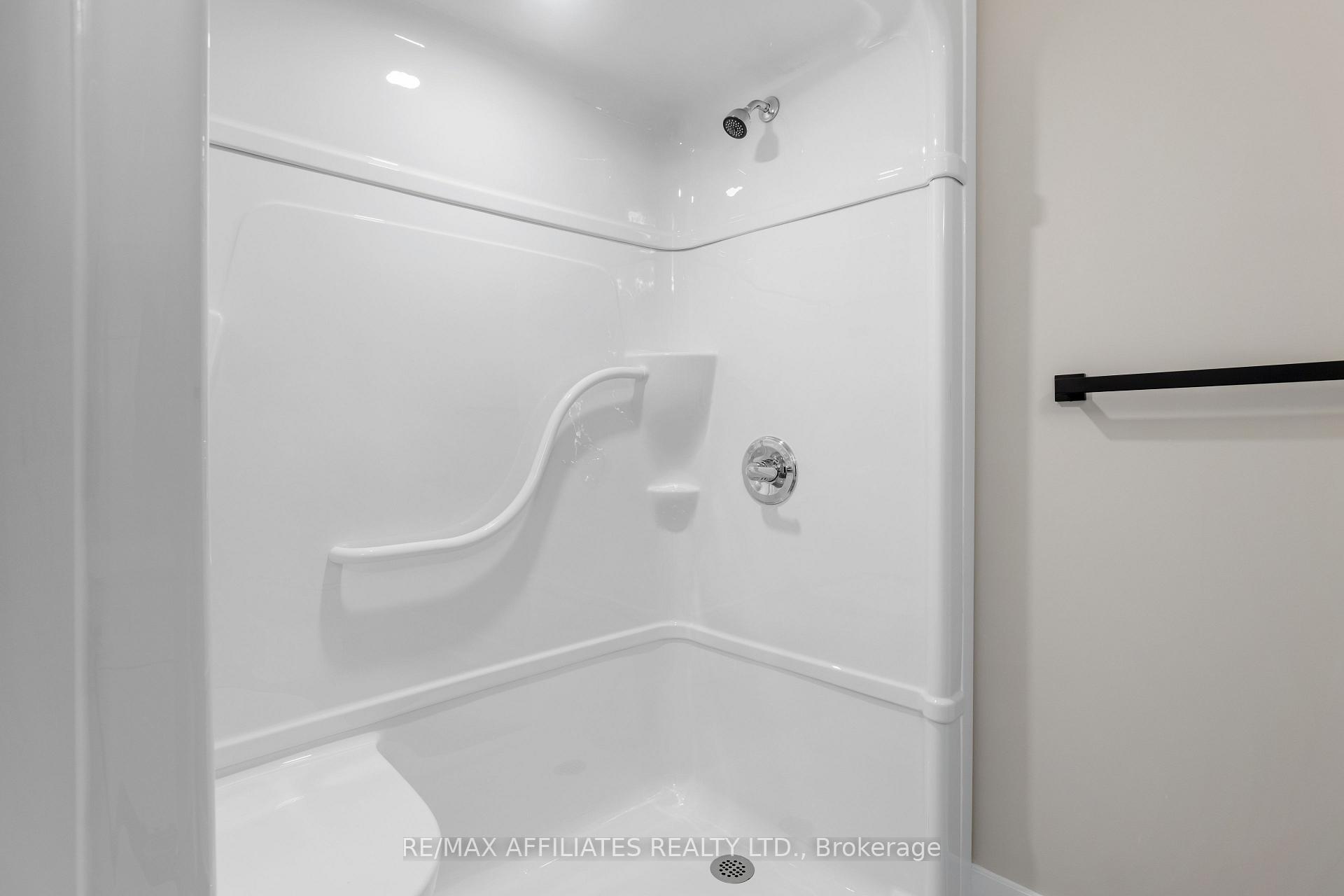Photo 14 of 65 Ferrara Drive, Smiths Falls — HOMEH