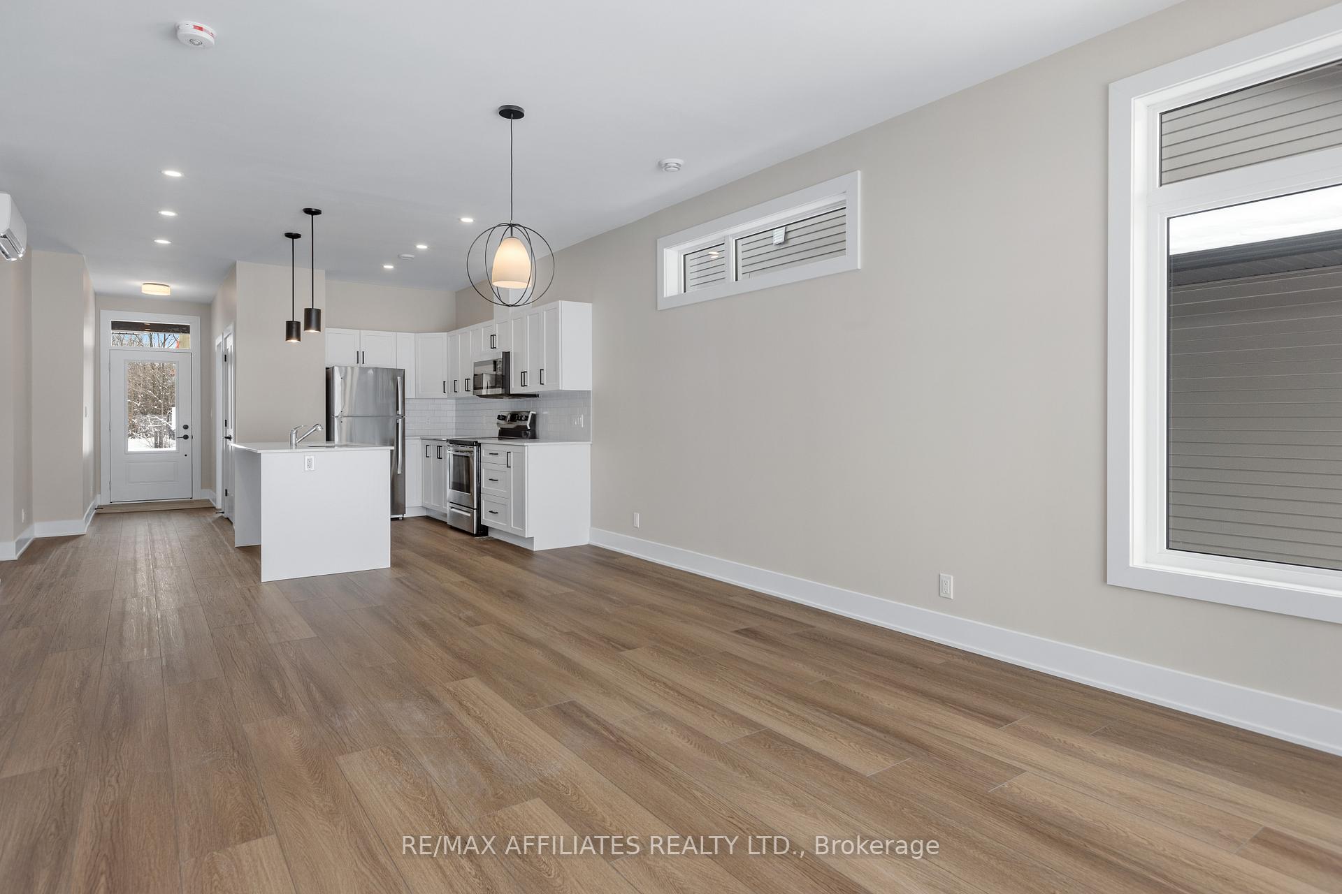 Photo 16 of 65 Ferrara Drive, Smiths Falls — HOMEH
