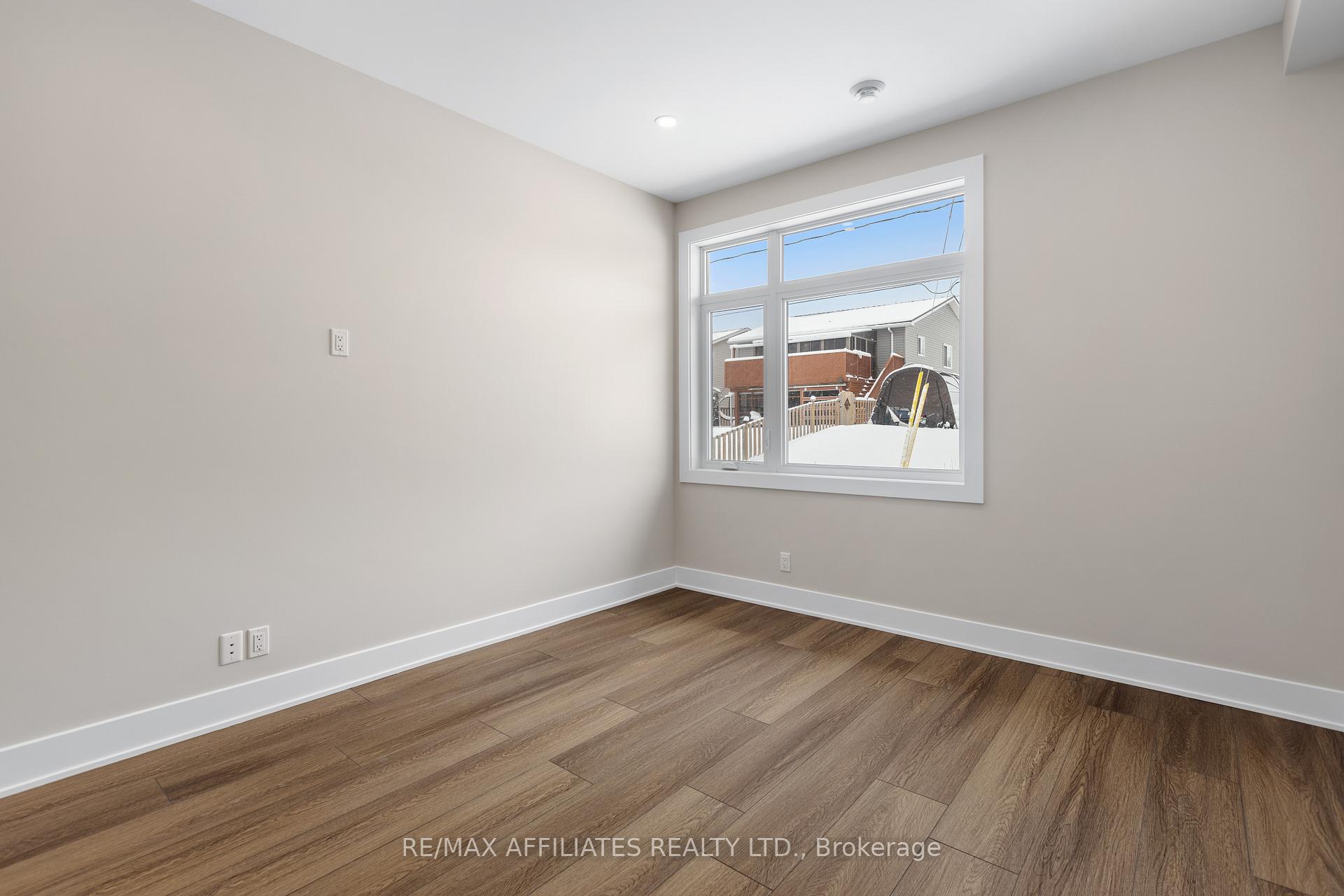 Photo 20 of 65 Ferrara Drive, Smiths Falls — HOMEH