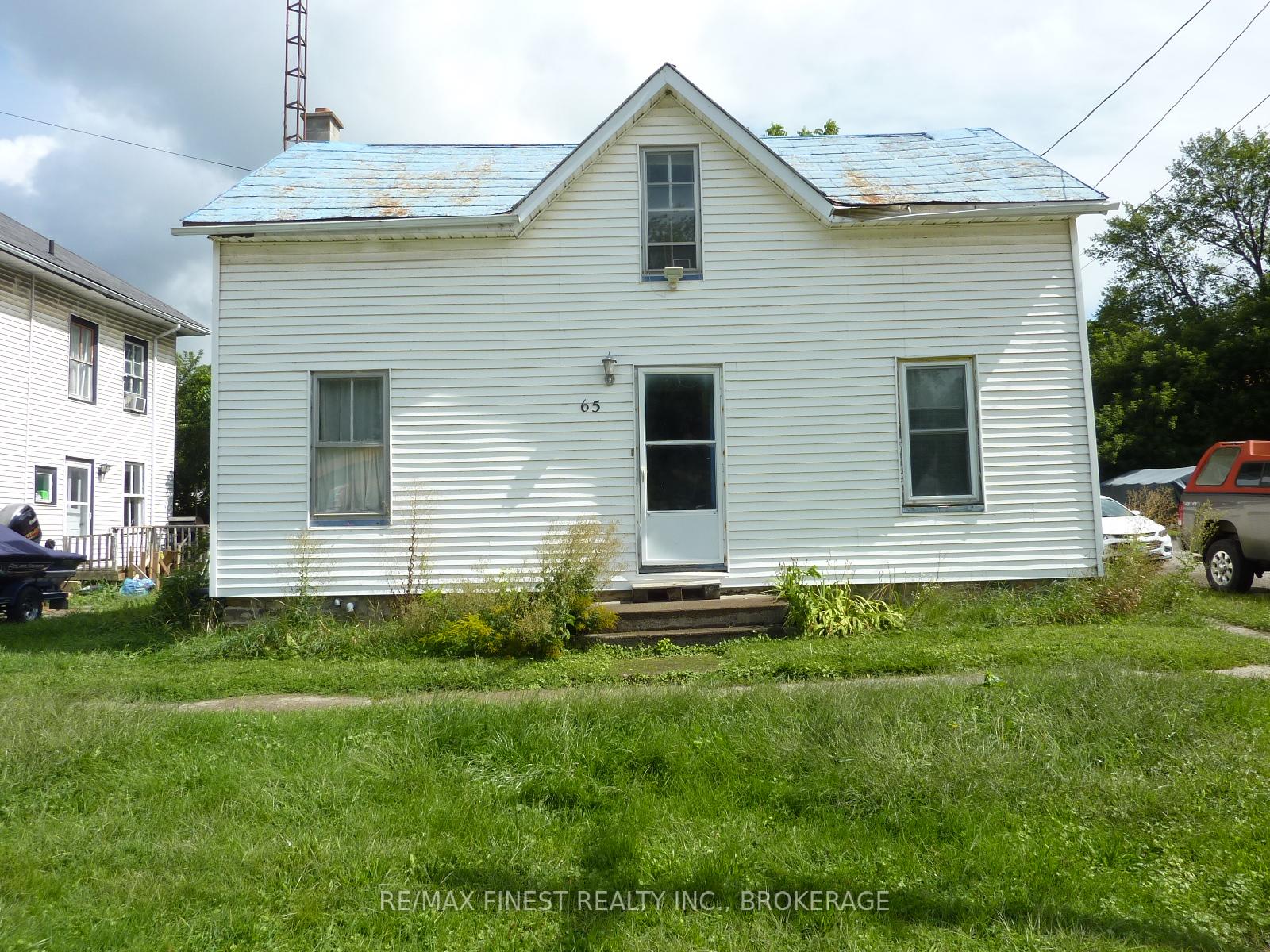 Front of 65 King Street