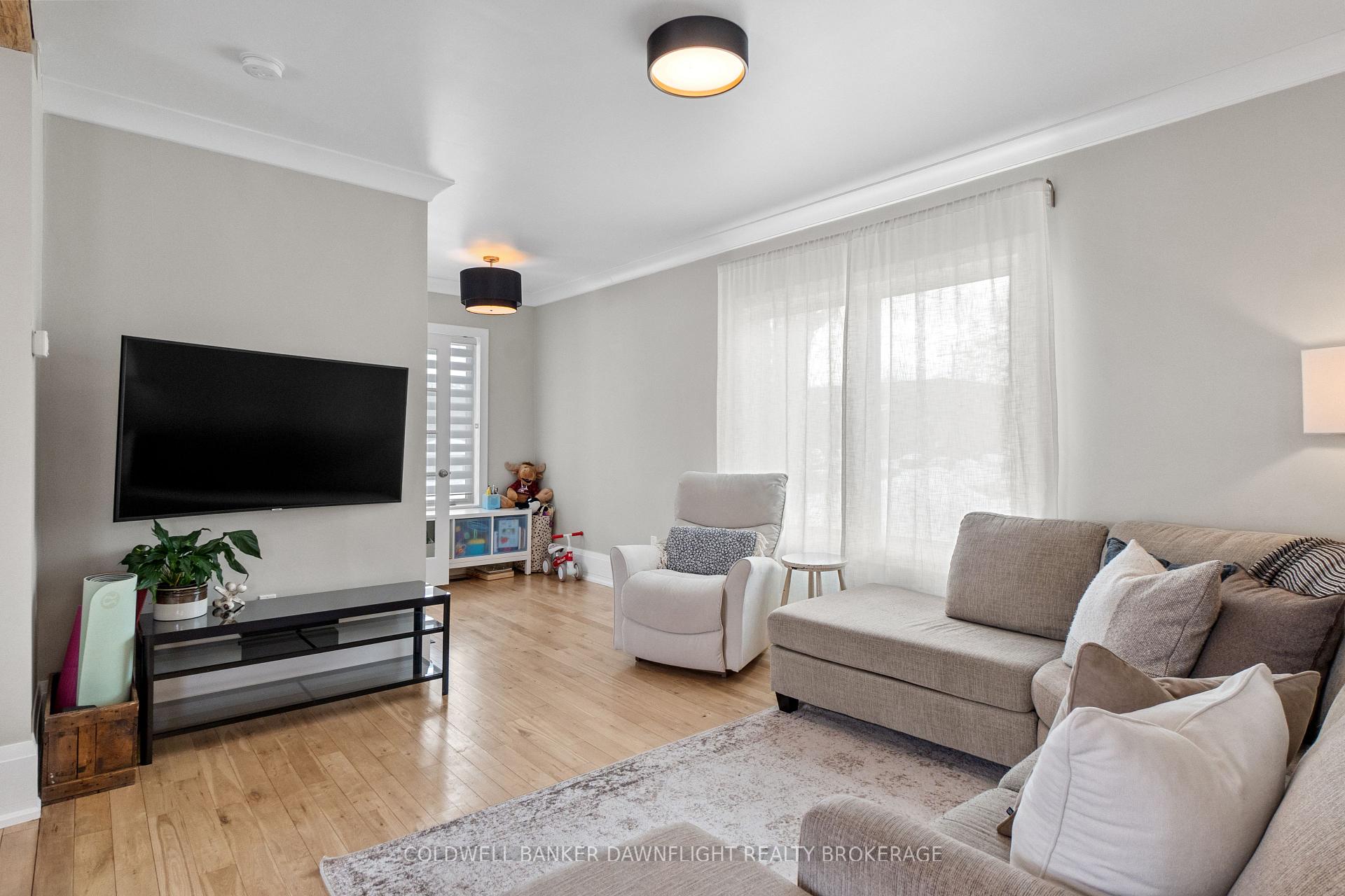 Photo 10 of 285 Carling Street, South Huron, Exeter — HOMEH