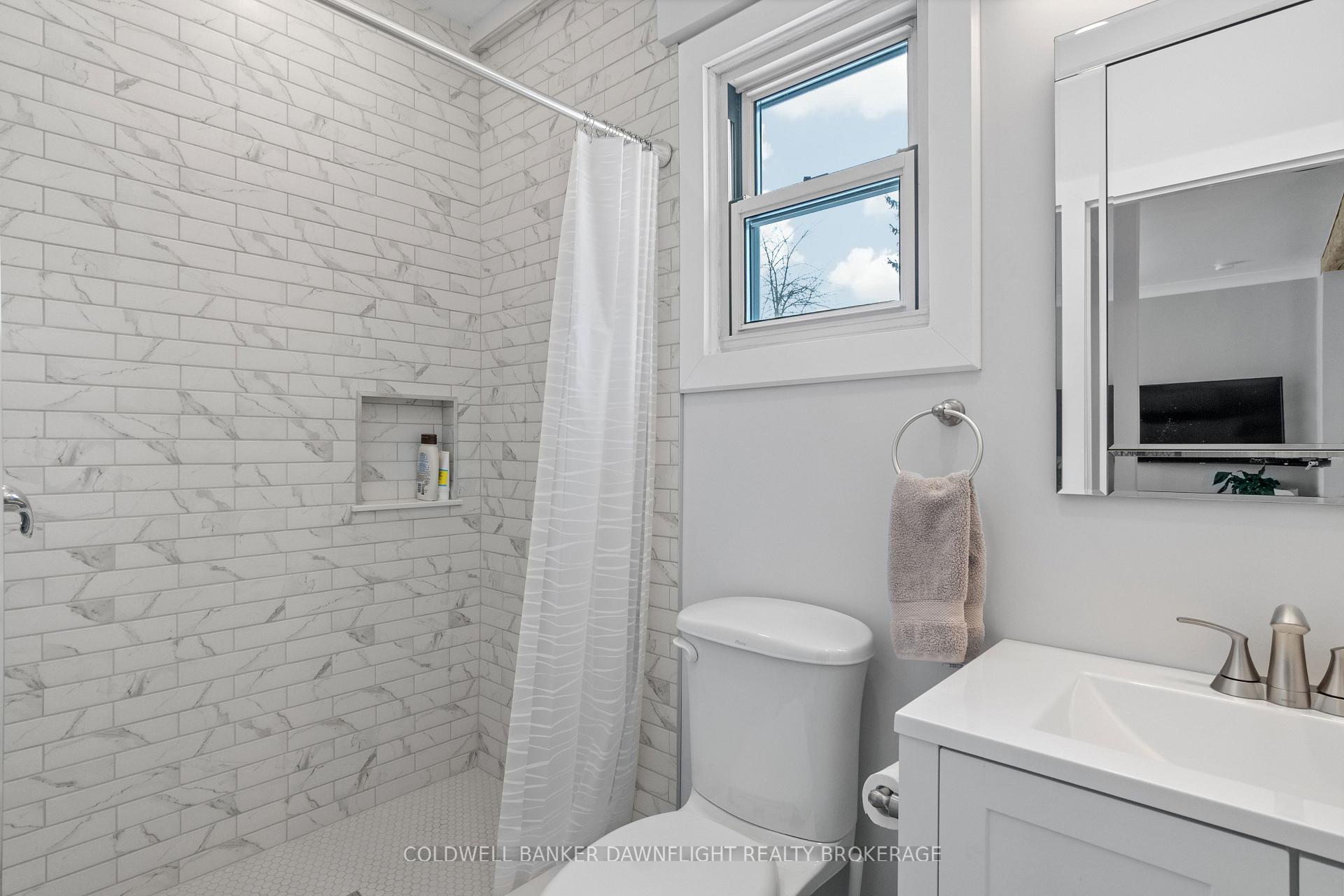 Photo 17 of 285 Carling Street, South Huron, Exeter — HOMEH