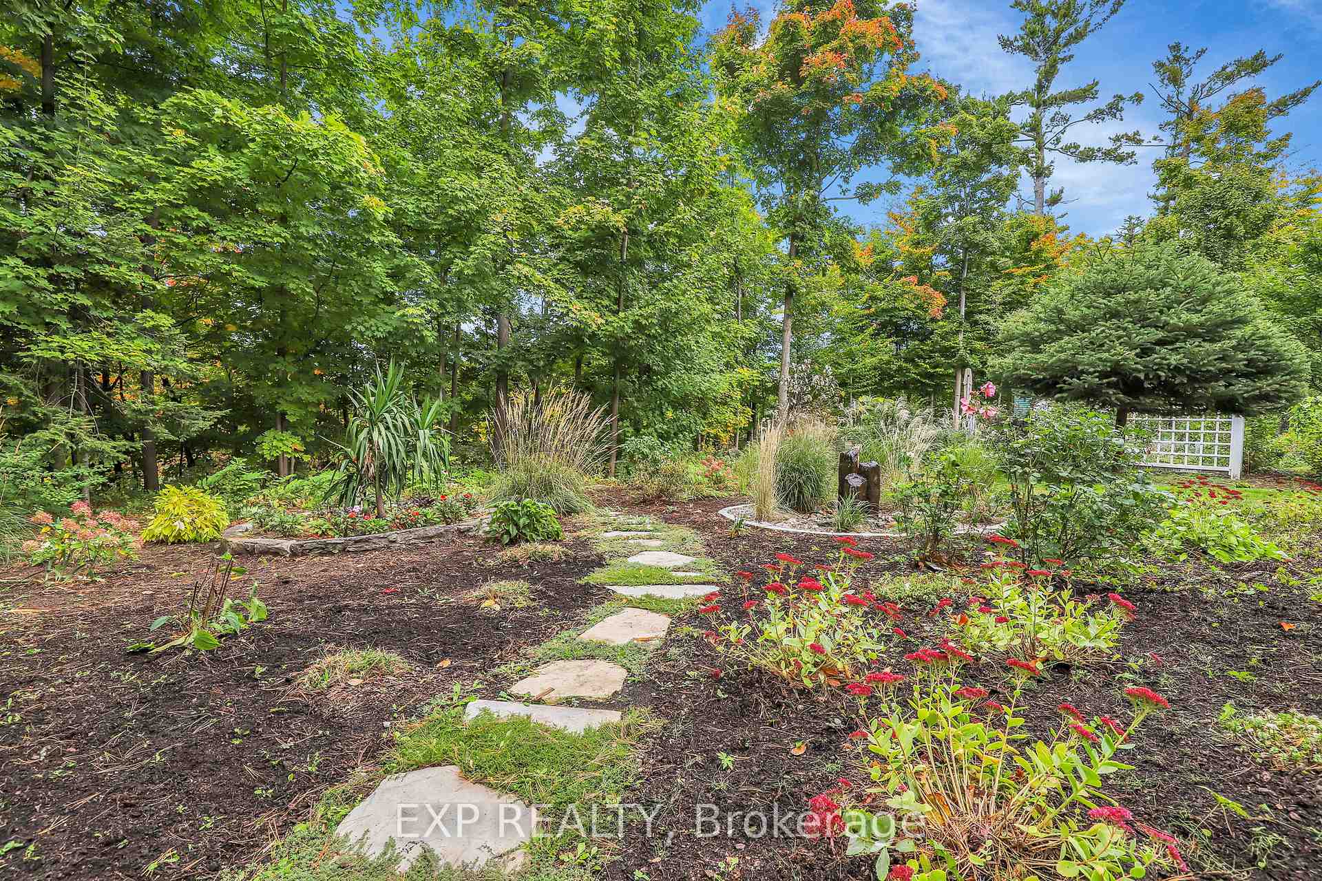 Photo 28 of 9 Camwood Crescent, Ottawa, Arlington Woods — HOMEH
