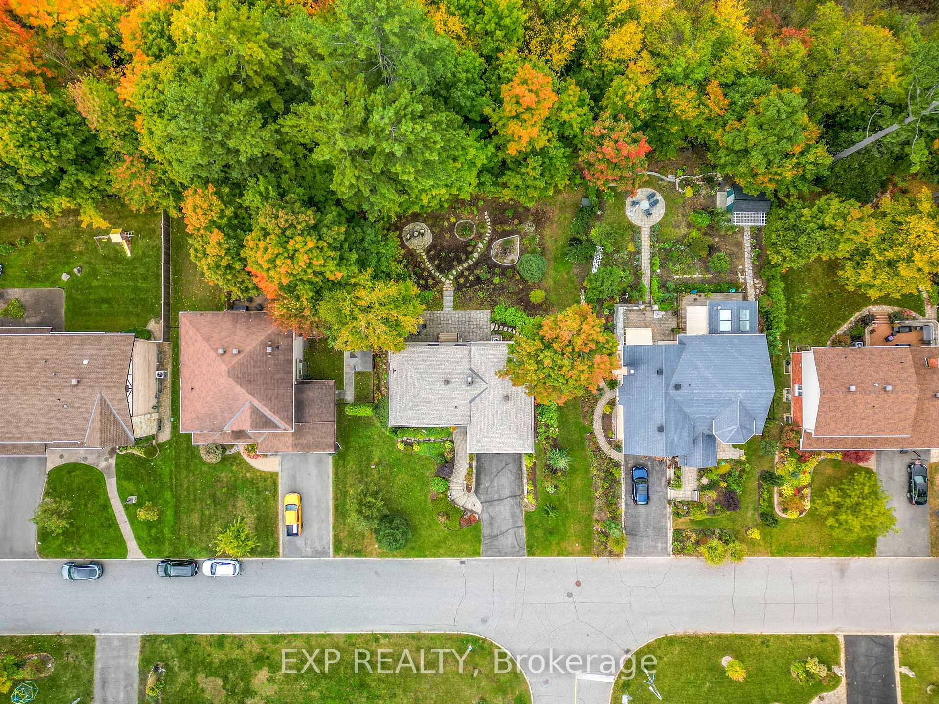Photo 32 of 9 Camwood Crescent, Ottawa, Arlington Woods — HOMEH