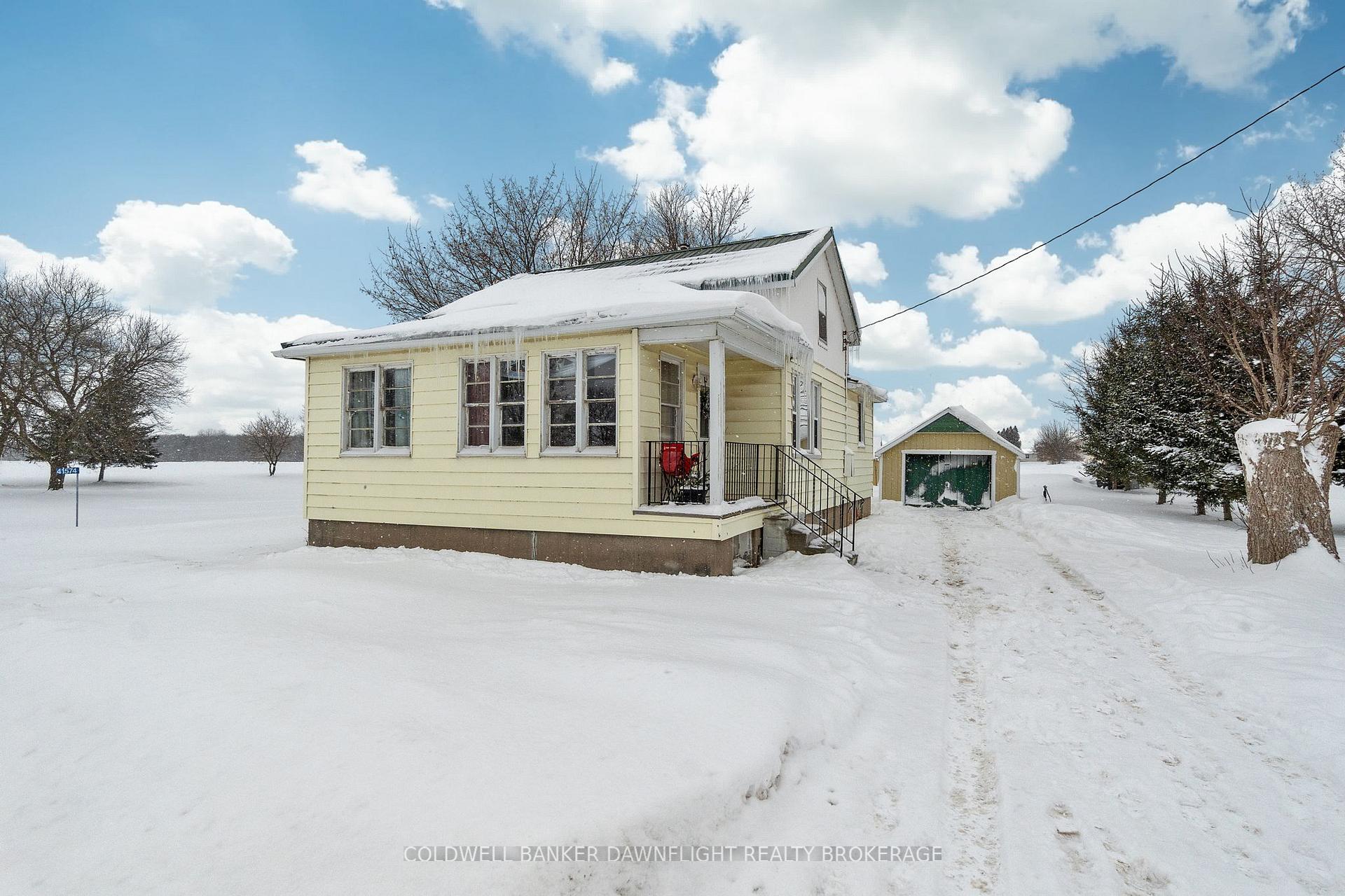 Front of 41574 Kirkton Road
