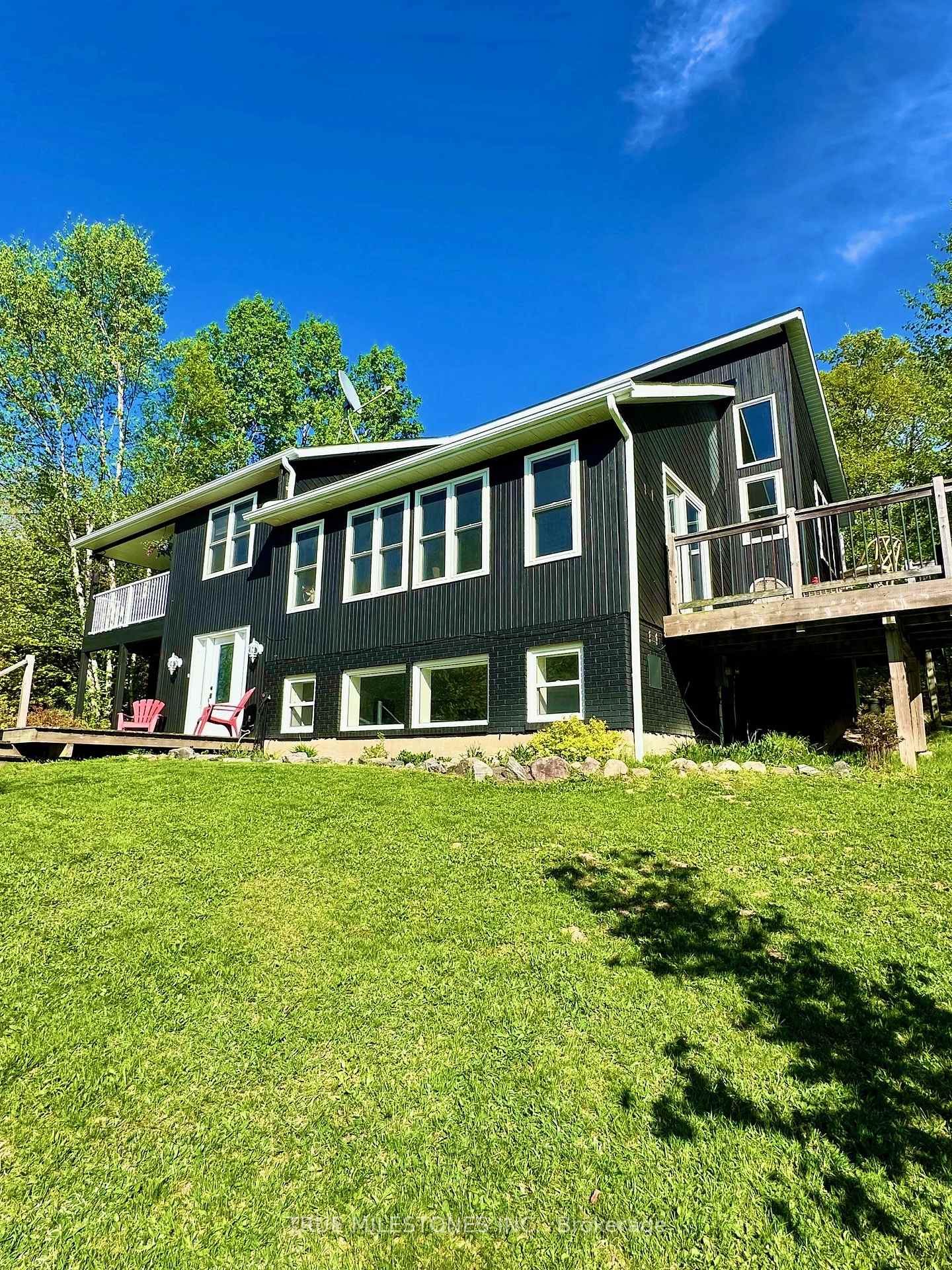 Front of 336 Clear Lake Road