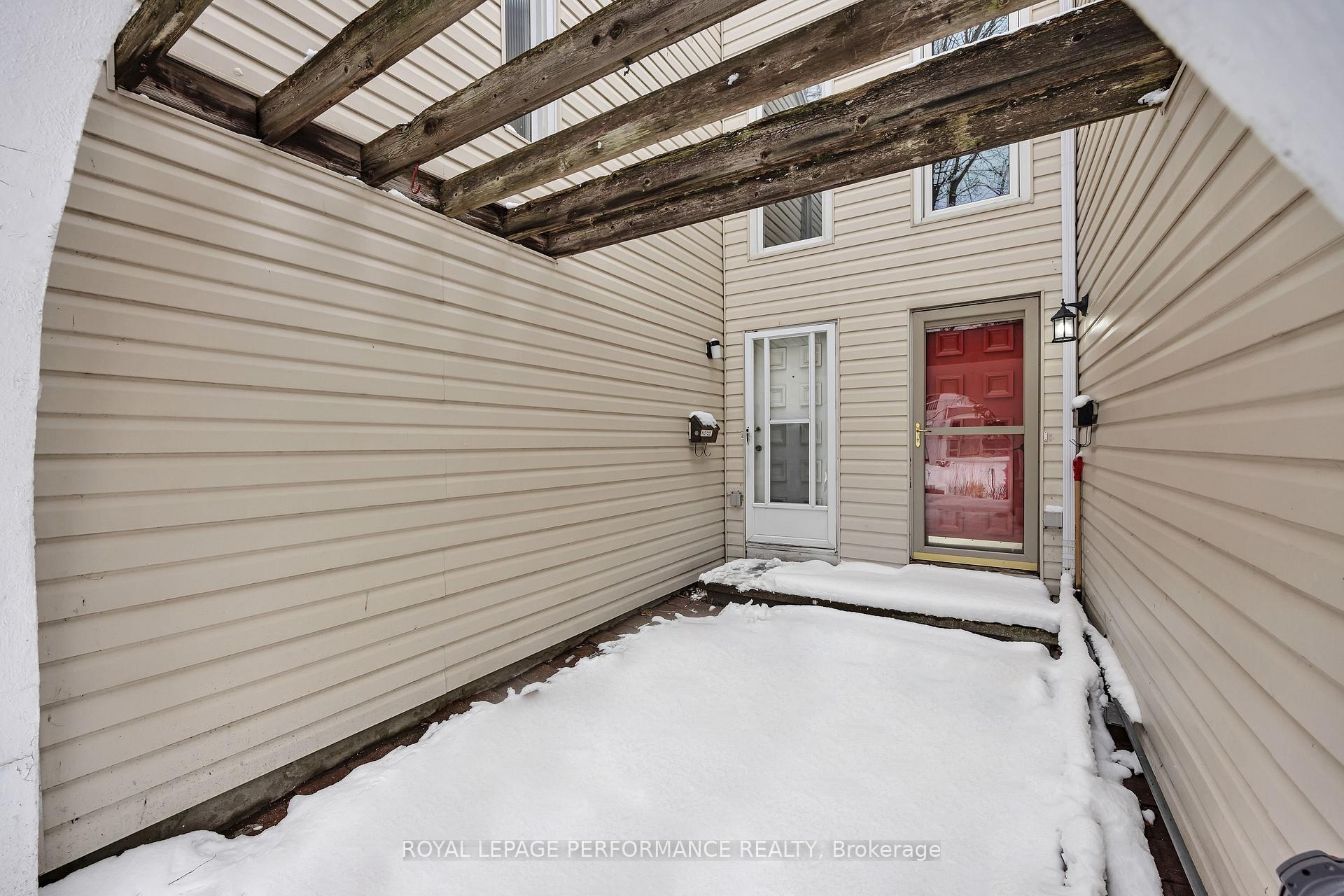 Photo 4 of 85 Grady Crescent, Ottawa, Sheahan Estates/Trend Village — HOMEH