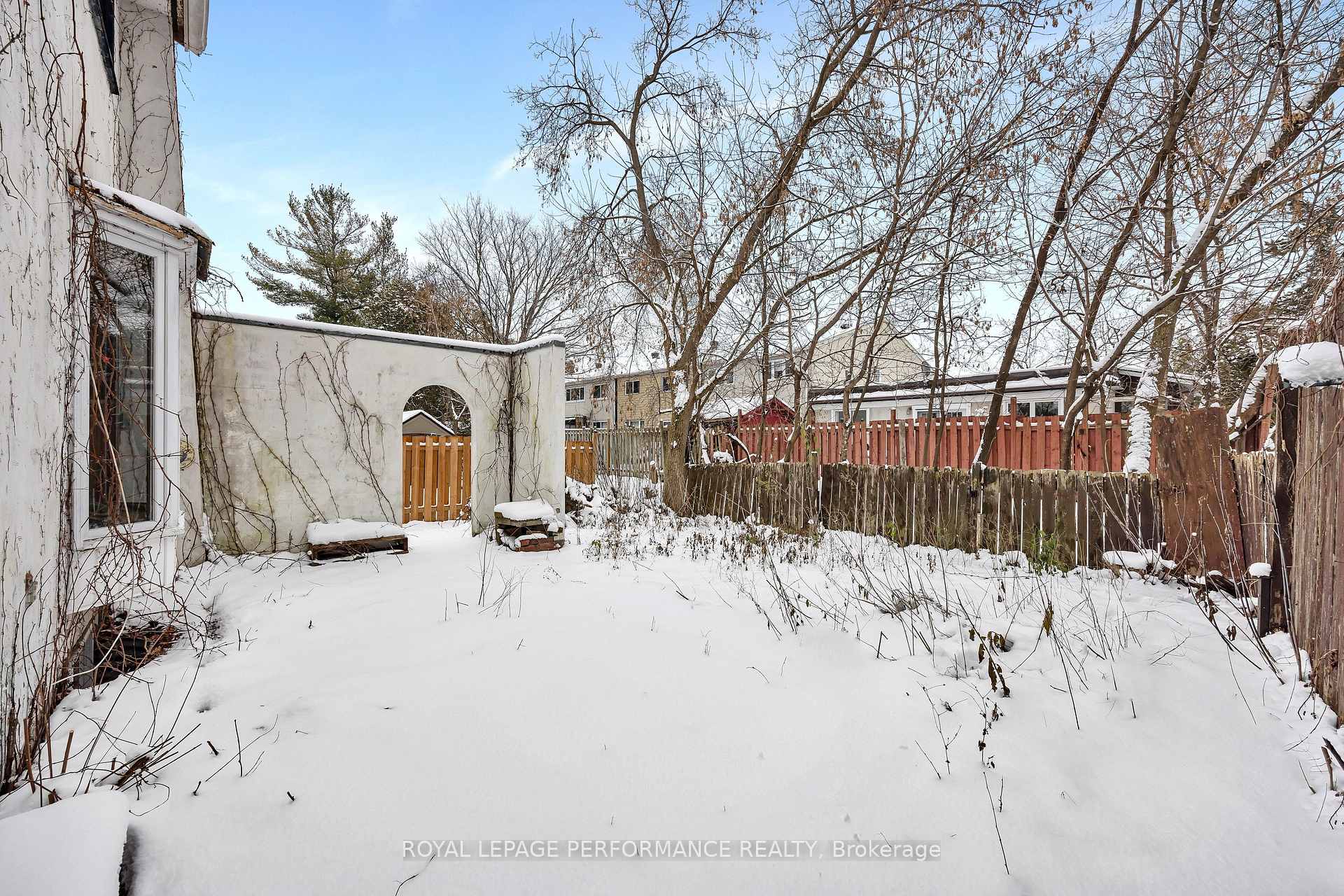 Photo 6 of 85 Grady Crescent, Ottawa, Sheahan Estates/Trend Village — HOMEH