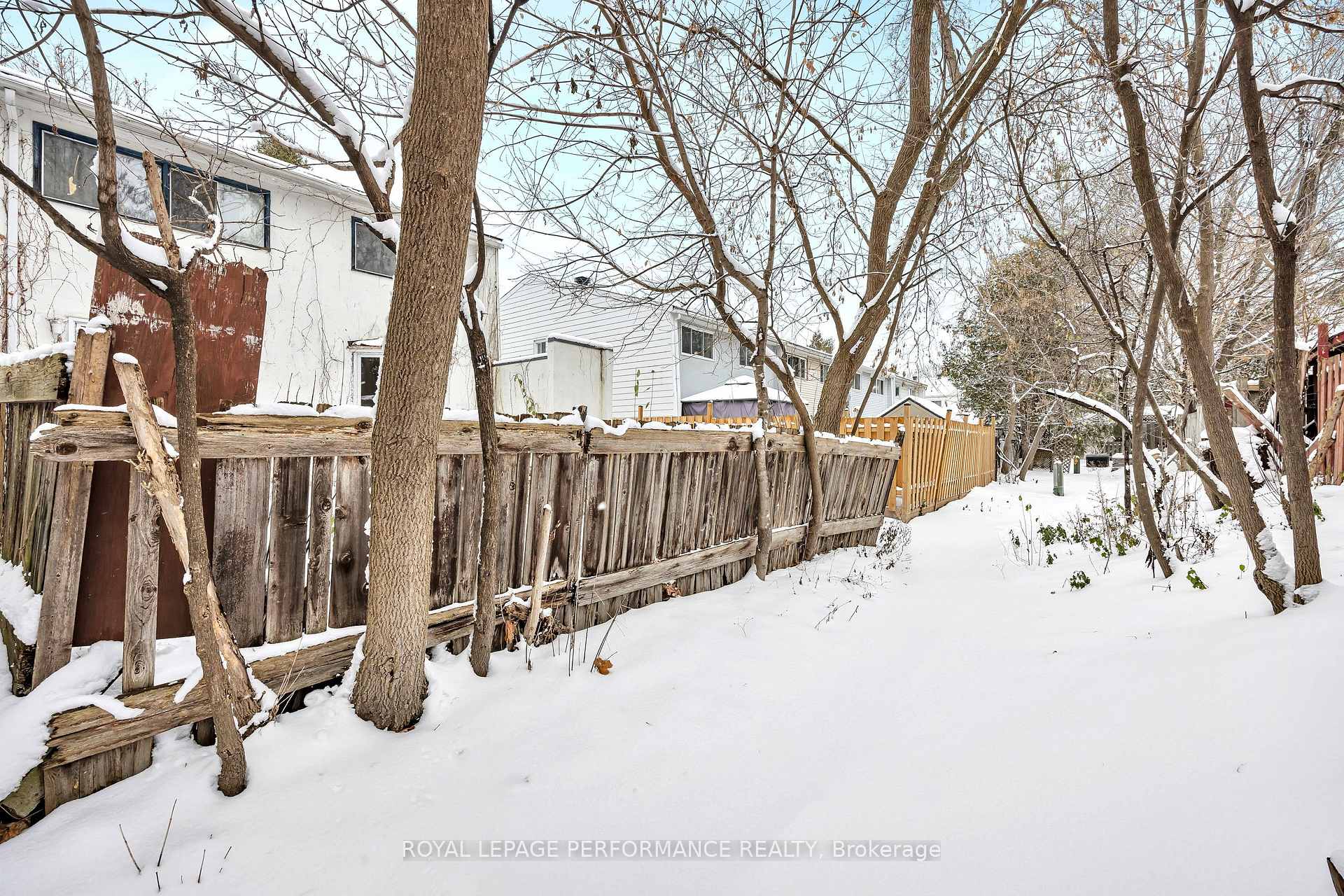 Photo 8 of 85 Grady Crescent, Ottawa, Sheahan Estates/Trend Village — HOMEH