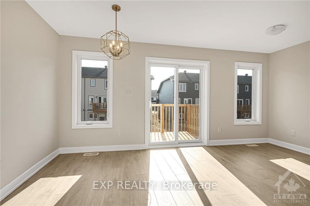 Photo 2 of 77 Staples Boulevard, Smiths Falls — HOMEH