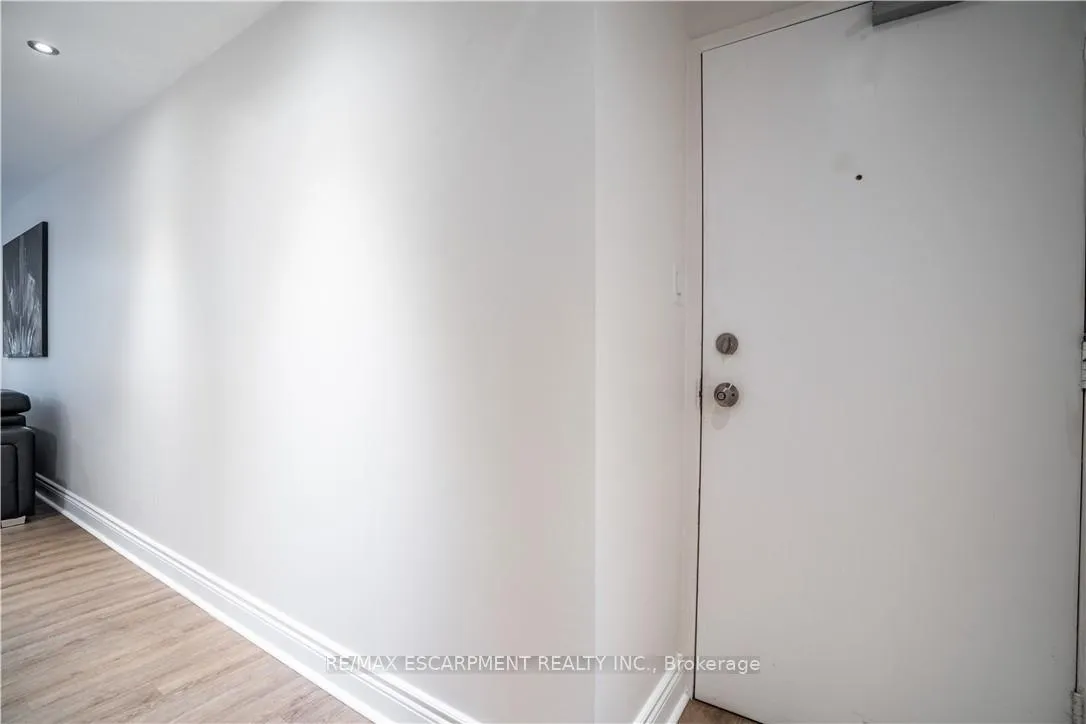 Photo 3 of Unit 204, 141 Catharine Street, Hamilton, Corktown — HOMEH