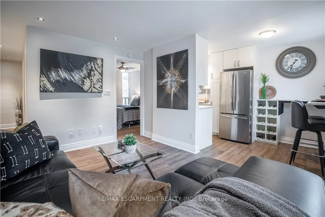 Photo 8 of Unit 204, 141 Catharine Street, Hamilton, Corktown — HOMEH