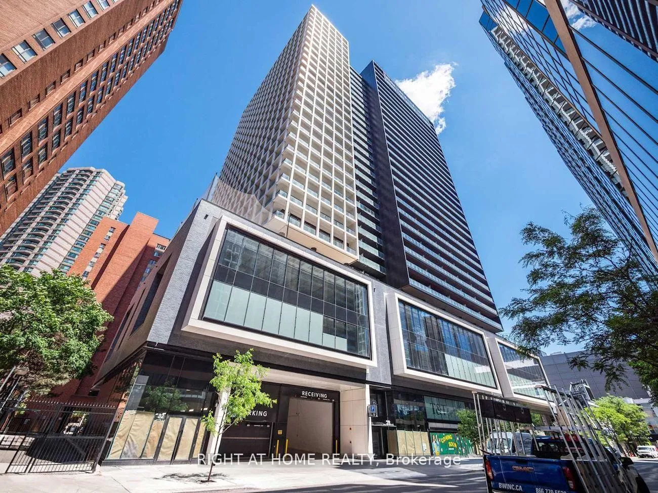 Photo 1 of Unit 1520, 20 Edward Street, Toronto, Bay Street Corridor — HOMEH