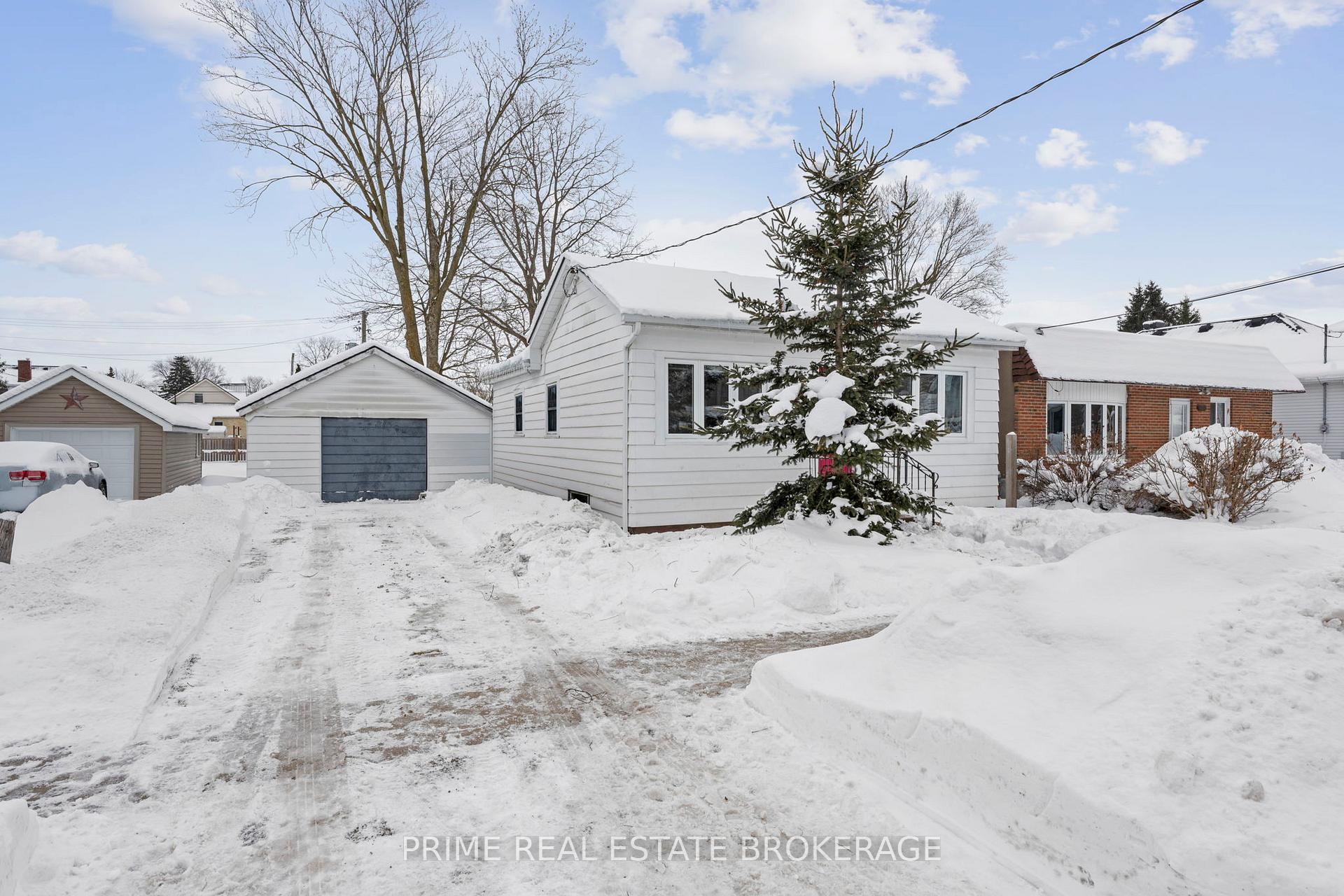 Photo 3 of 226 William Street, South Huron, Exeter — HOMEH