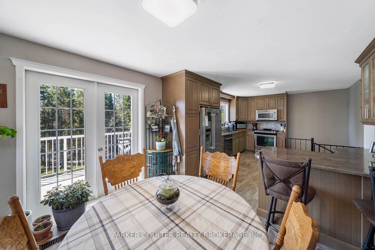 Photo 17 of 1091 Hwy 518, Seguin — HOMEH