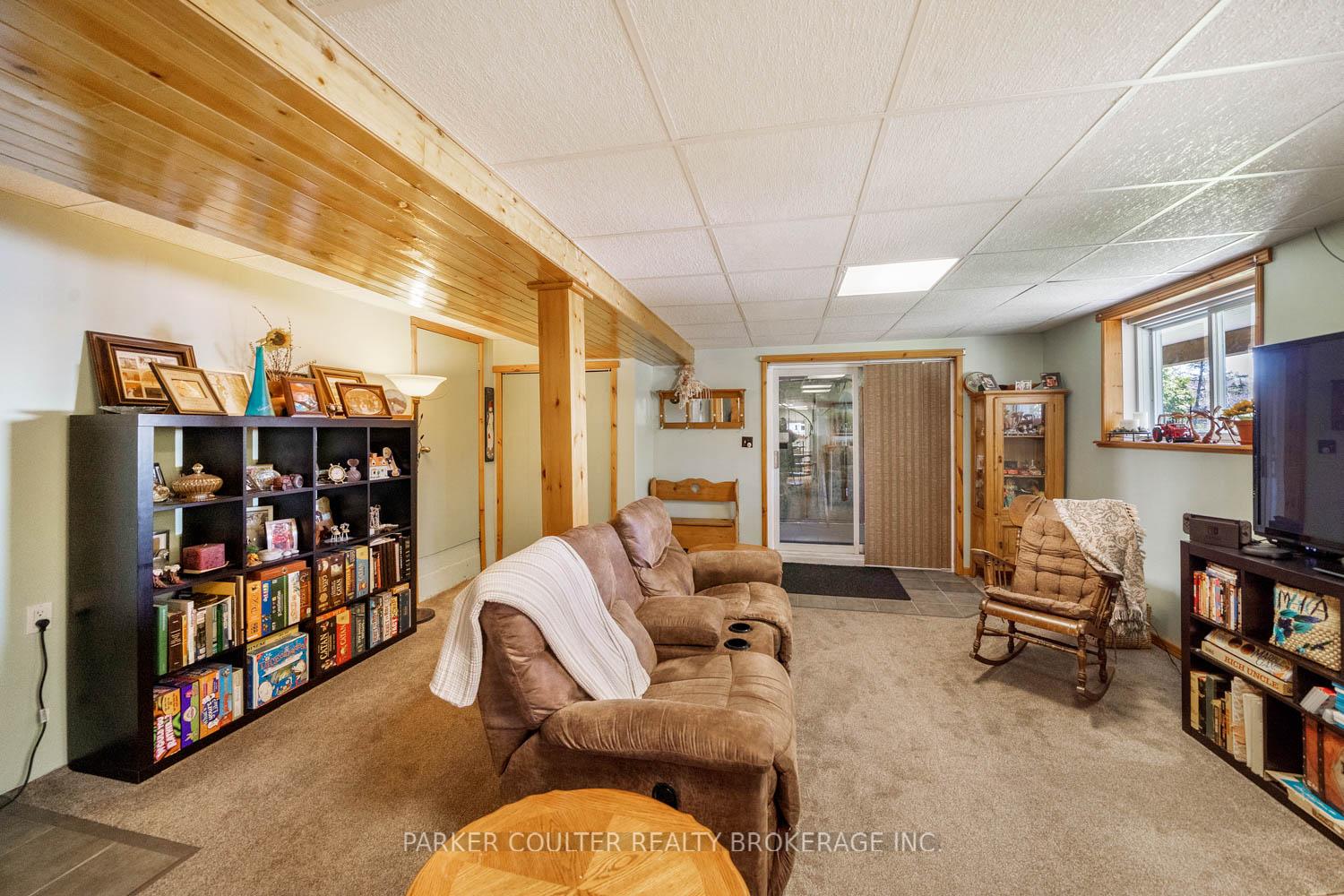 Photo 31 of 1091 Hwy 518, Seguin — HOMEH