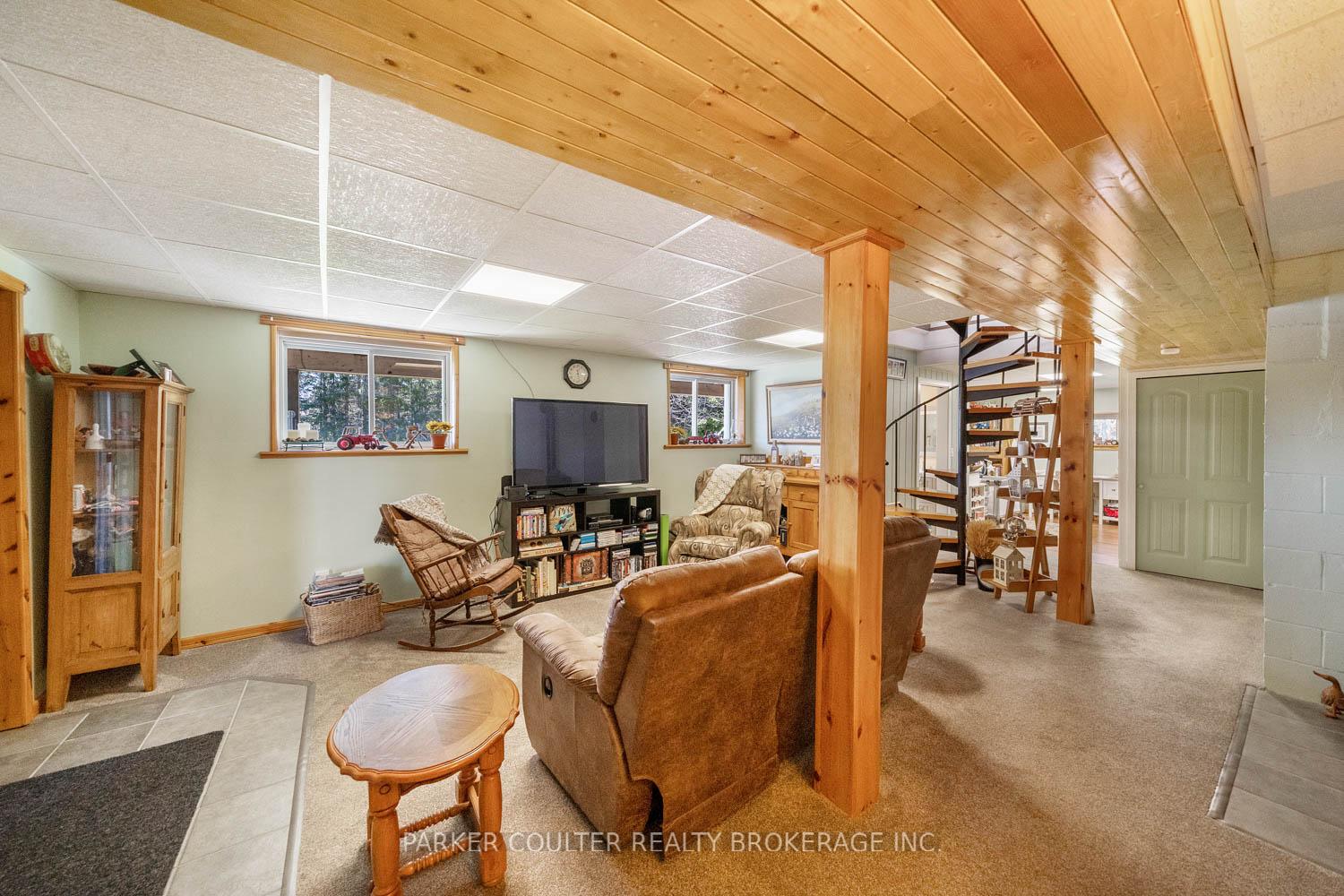 Photo 33 of 1091 Hwy 518, Seguin — HOMEH