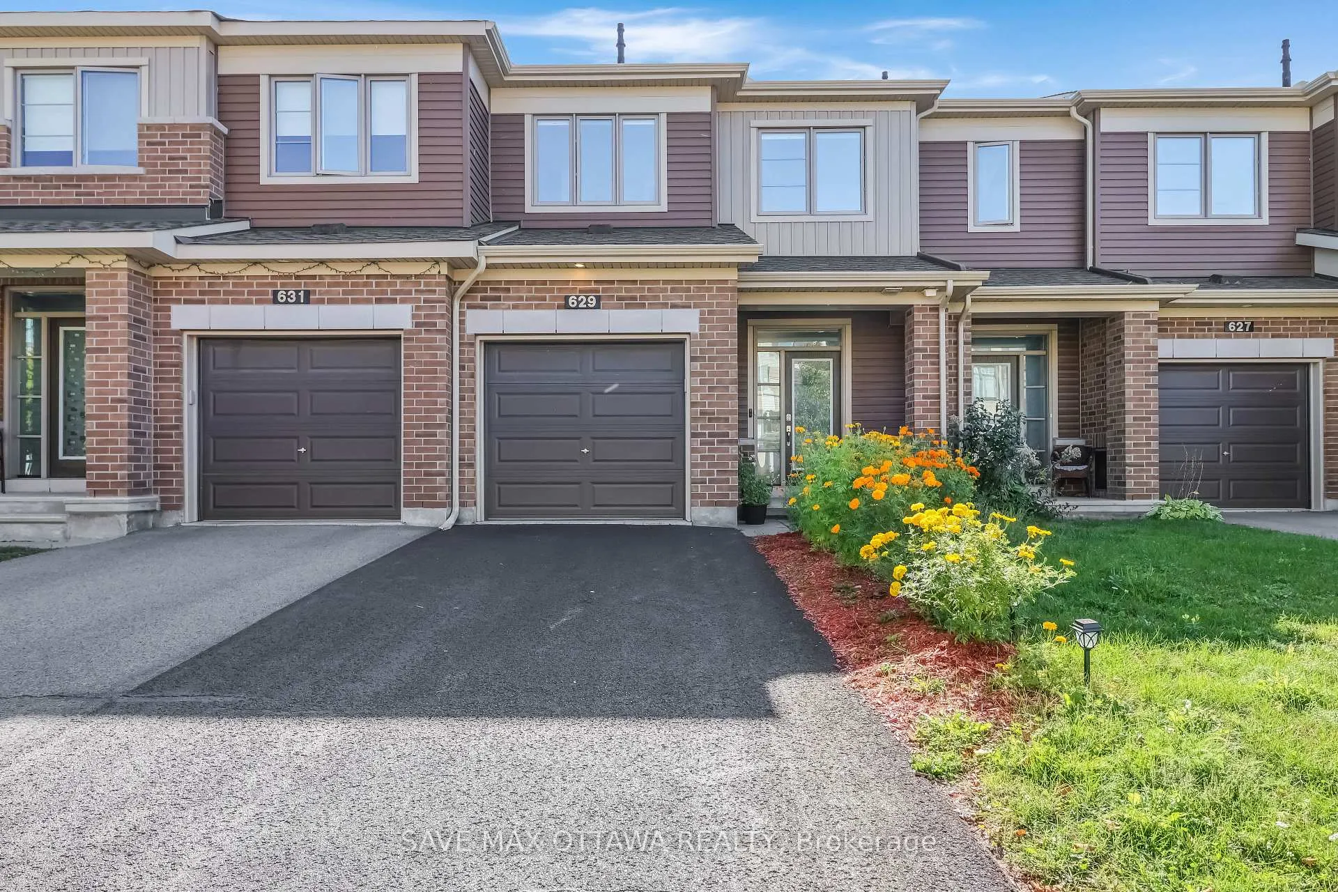 Photo 14 of 629 Lauraleaf Crescent, Ottawa, Barrhaven - Half Moon Bay — HOMEH