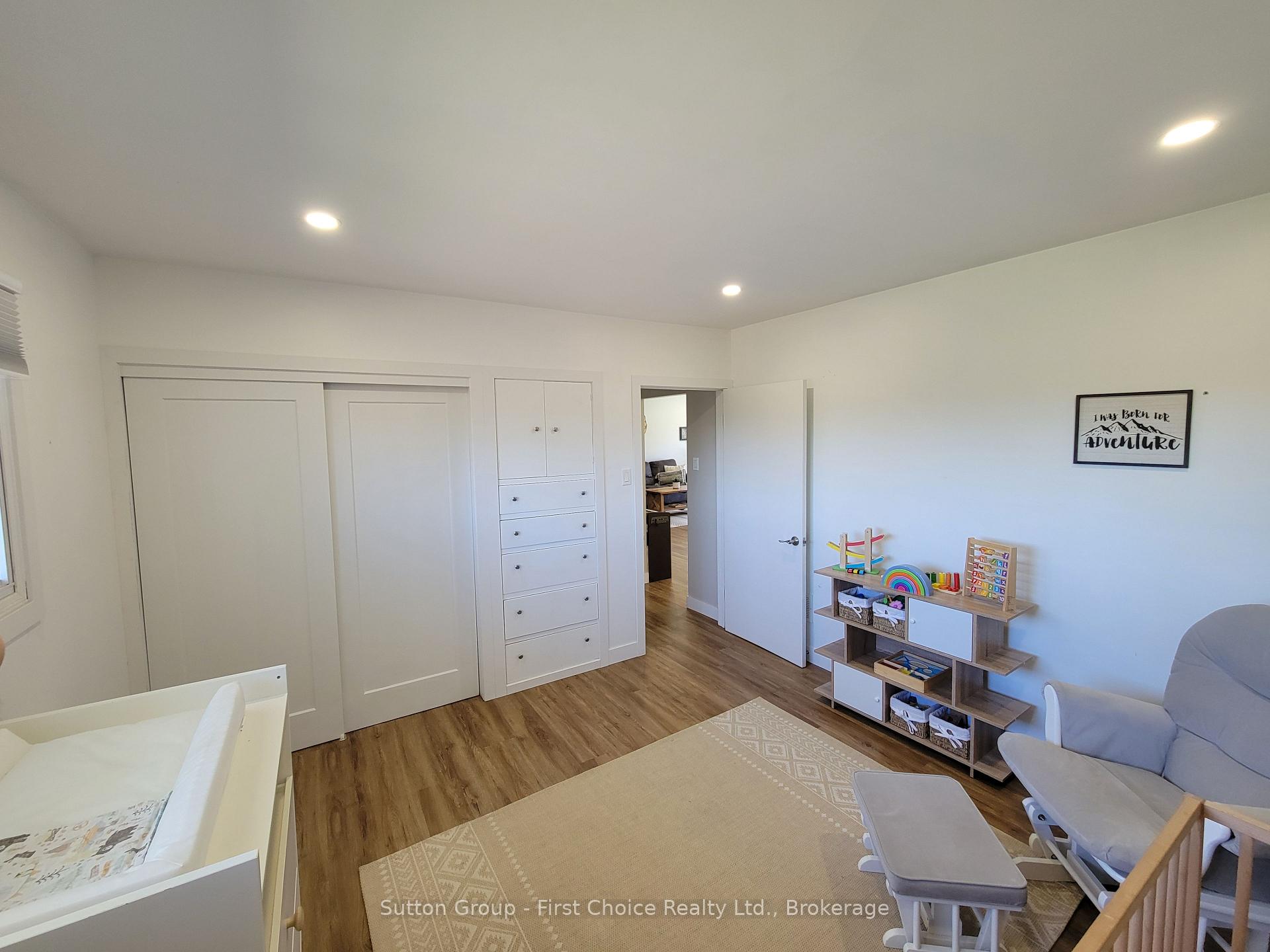 Photo 21 of 2 Kingscourt Crescent, South Huron, Exeter — HOMEH
