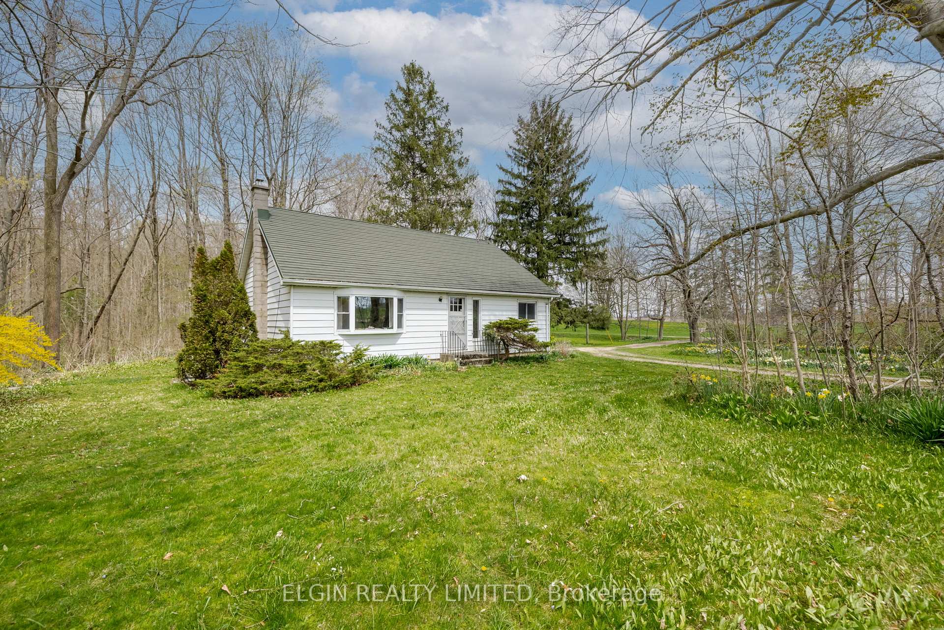 Photo 1 of 35998 McDiarmid Line, Southwold, Rural Southwold — HOMEH
