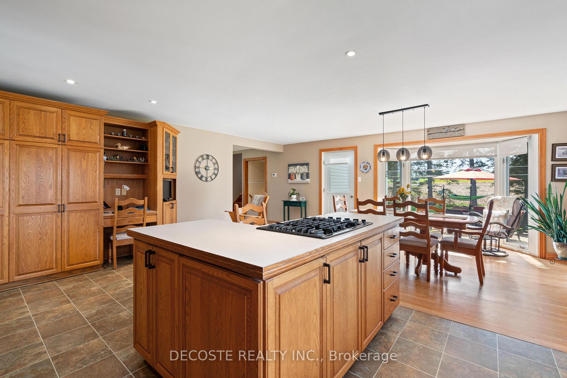 Photo 14 of 21713 Concession 8 Road, South Glengarry, South Glengarry (Lancaster) Twp — HOMEH