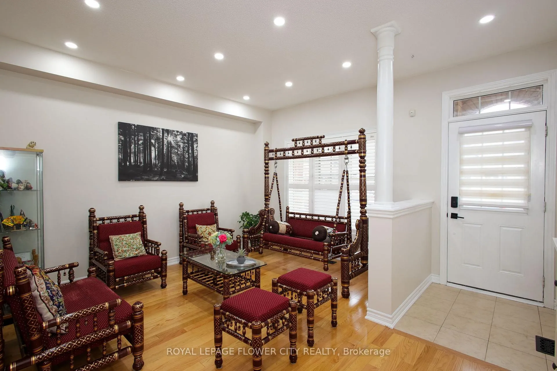 Photo 12 of 85 Daden oaks Drive, Brampton, Bram East — HOMEH