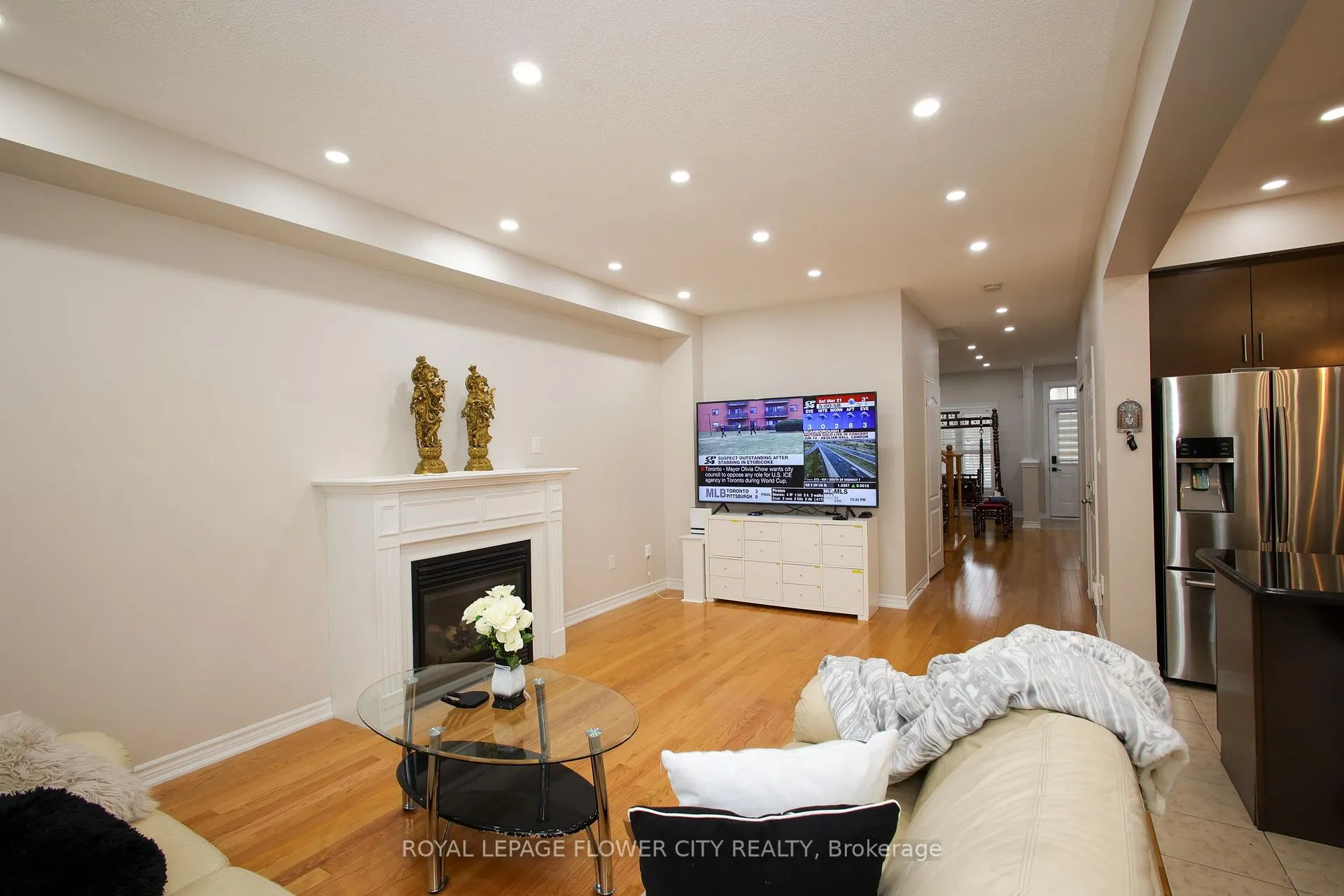Photo 18 of 85 Daden oaks Drive, Brampton, Bram East — HOMEH