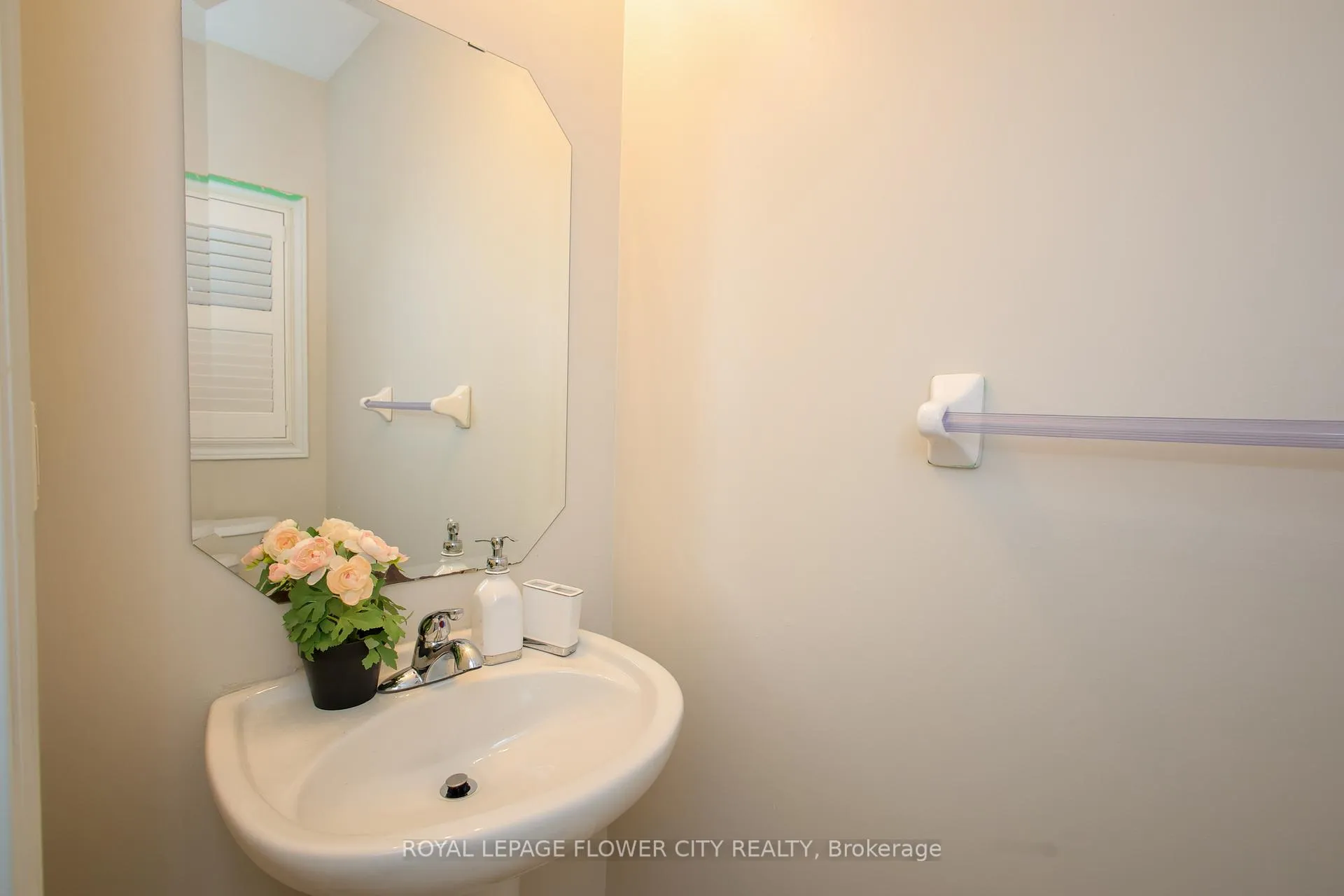 Photo 28 of 85 Daden oaks Drive, Brampton, Bram East — HOMEH