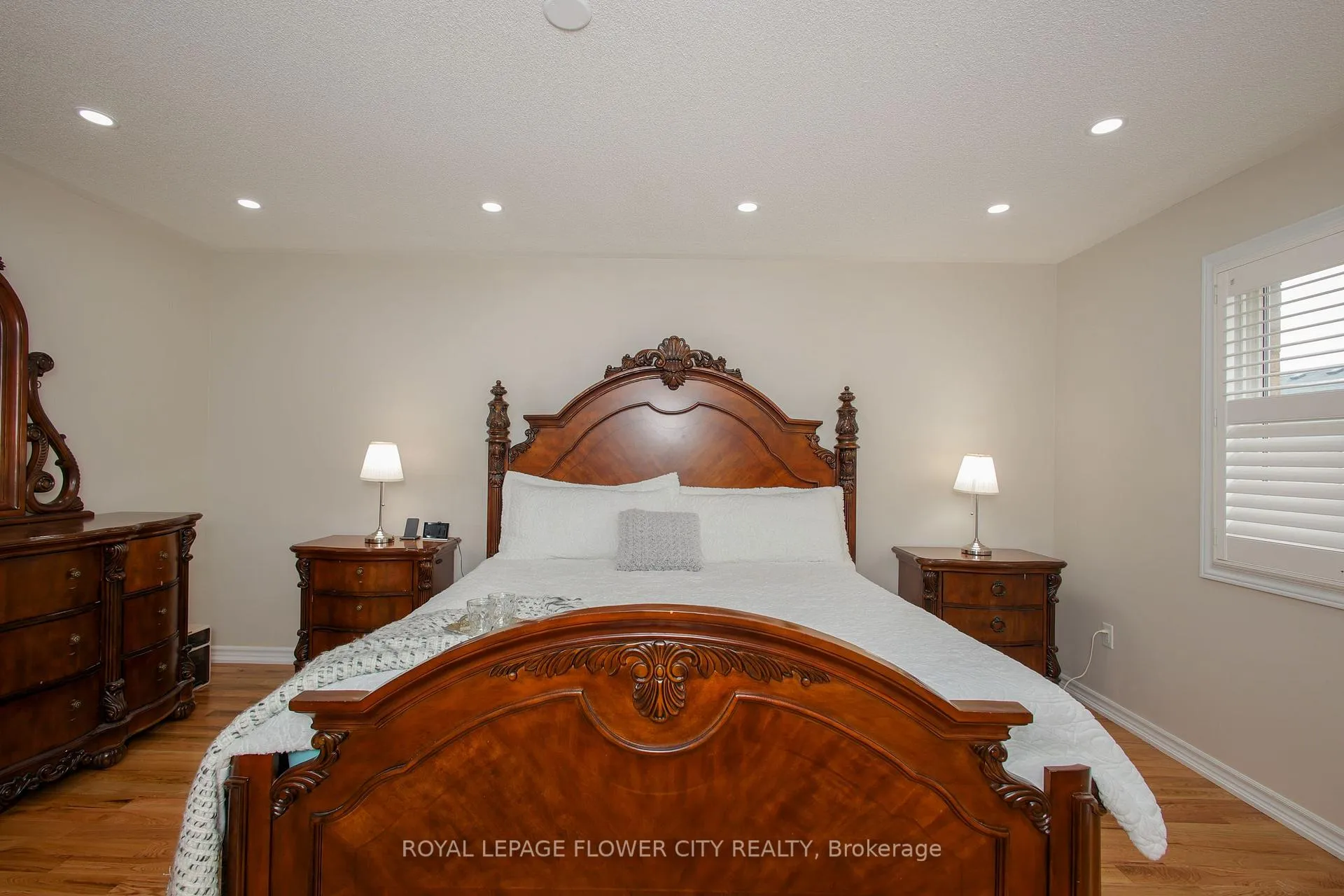 Photo 32 of 85 Daden oaks Drive, Brampton, Bram East — HOMEH