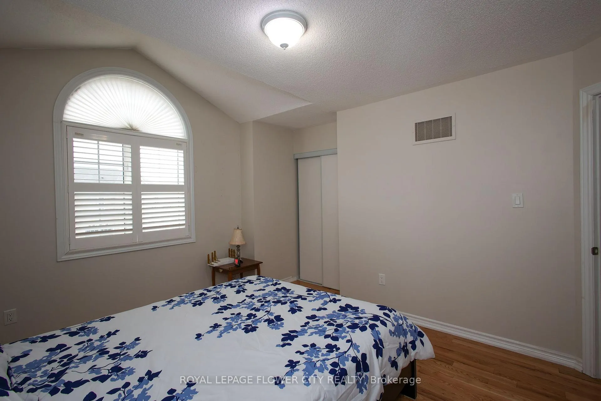 Photo 38 of 85 Daden oaks Drive, Brampton, Bram East — HOMEH