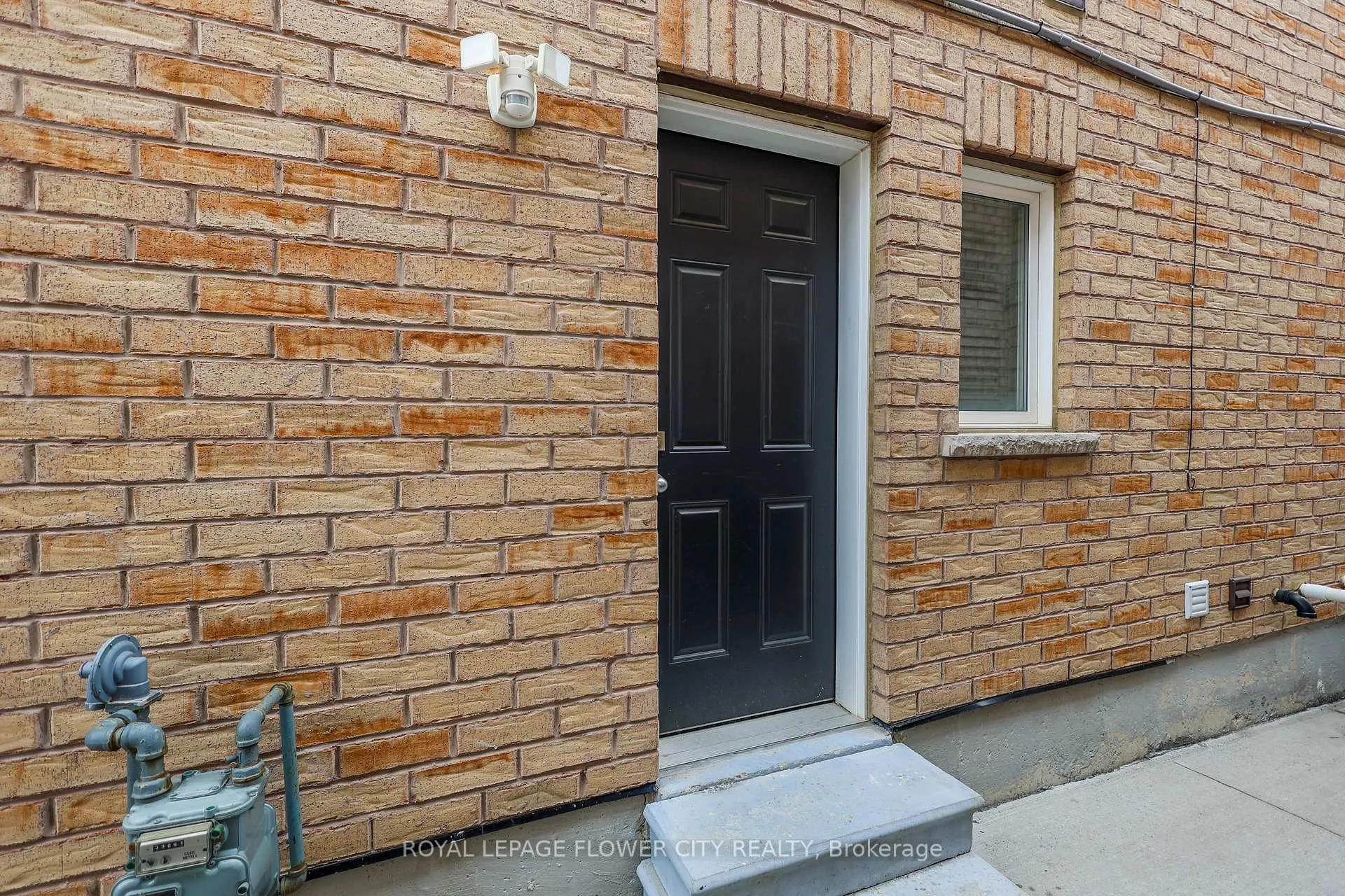 Photo 47 of 85 Daden oaks Drive, Brampton, Bram East — HOMEH