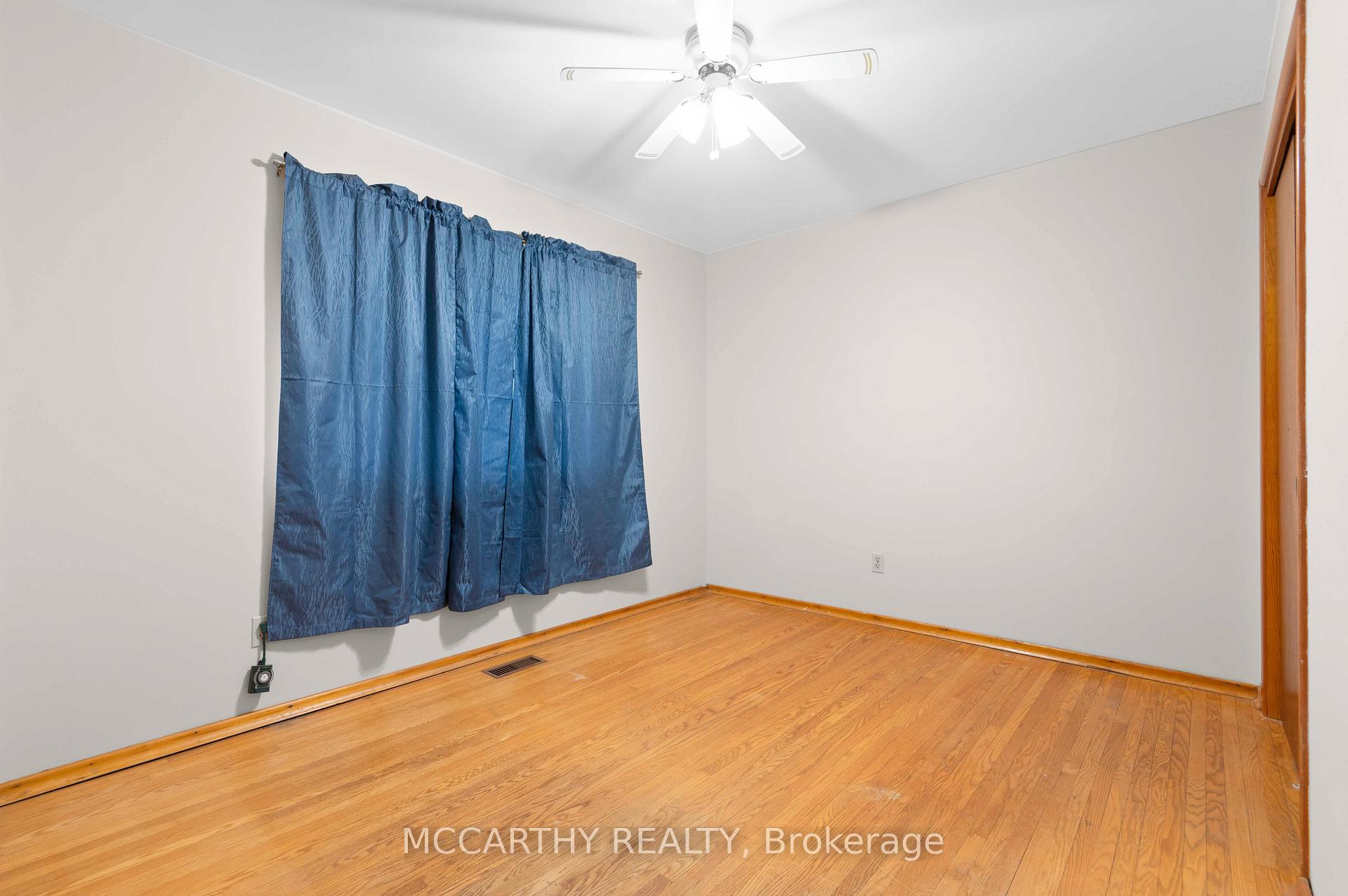 Photo 20 of 438 First Avenue E, Shelburne — HOMEH