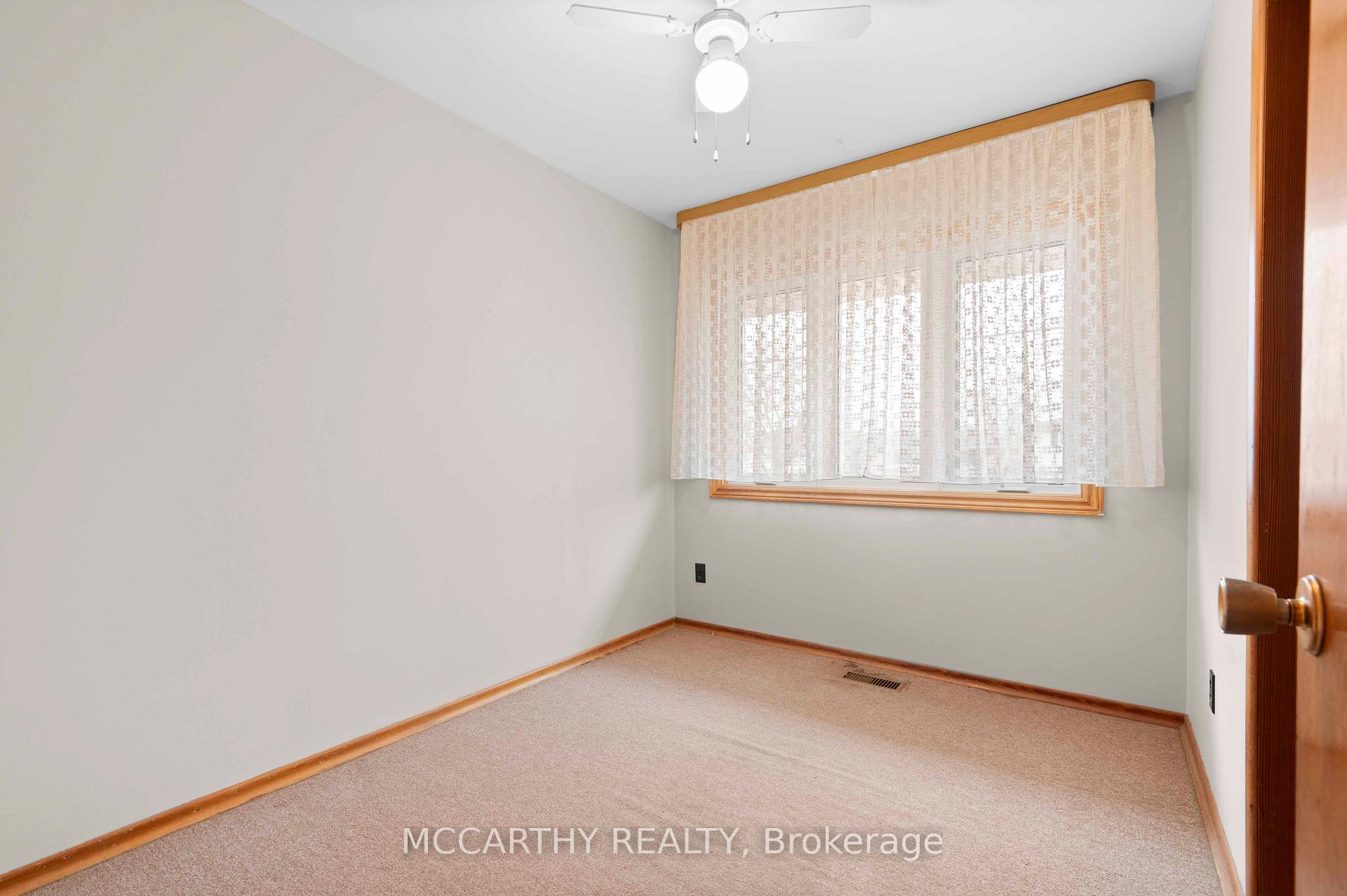 Photo 22 of 438 First Avenue E, Shelburne — HOMEH