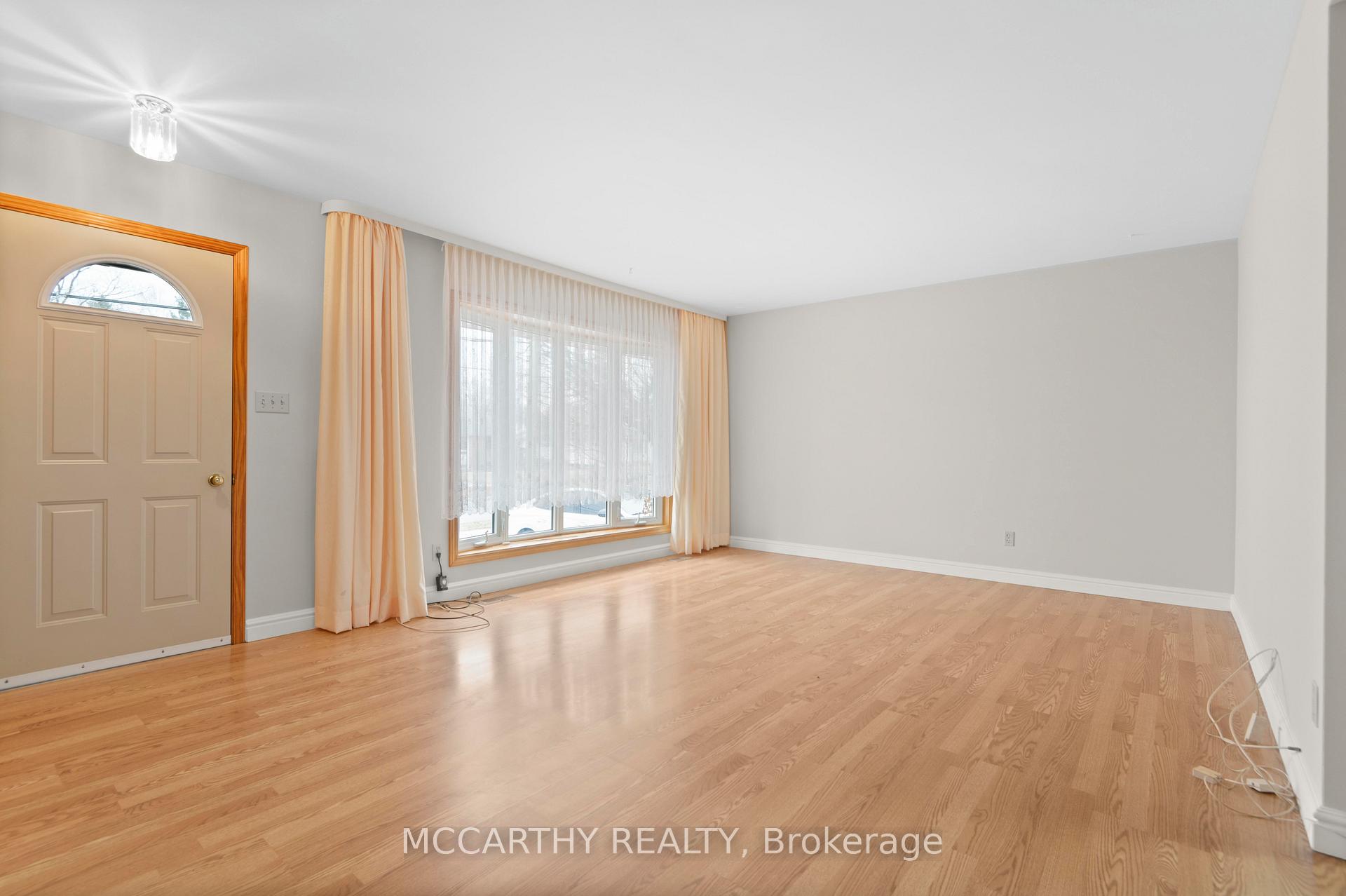 Photo 25 of 438 First Avenue E, Shelburne — HOMEH