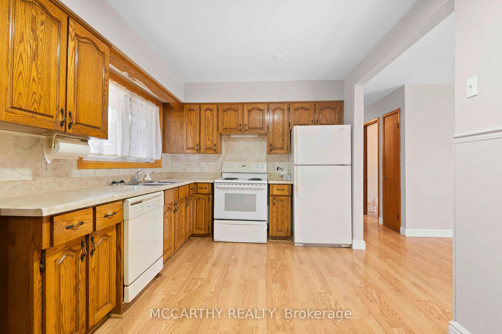 Photo 31 of 438 First Avenue E, Shelburne — HOMEH