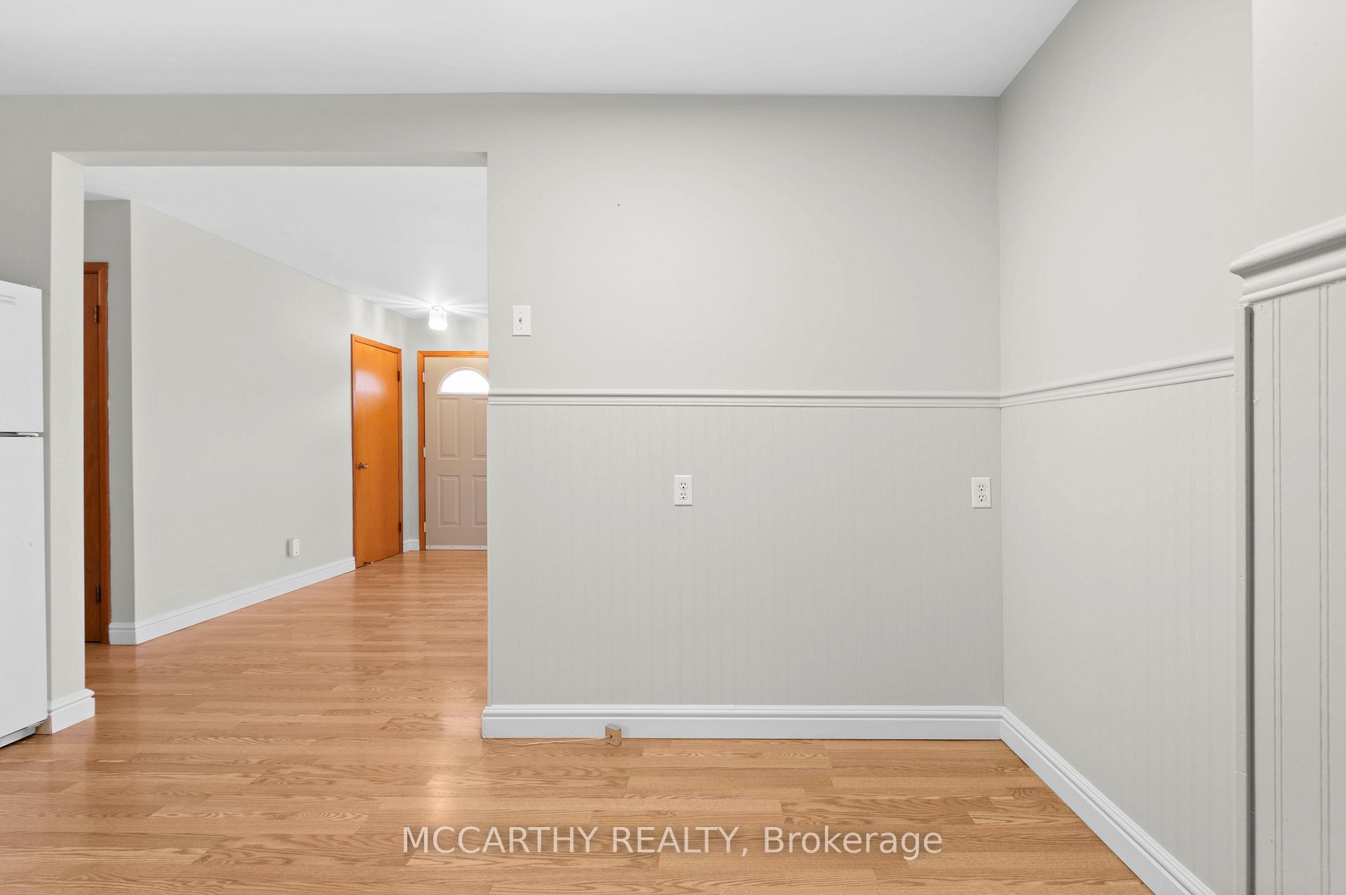 Photo 33 of 438 First Avenue E, Shelburne — HOMEH