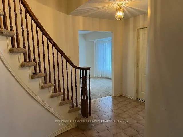 Photo 14 of 38 Bateman Drive, Ottawa, Manordale — HOMEH