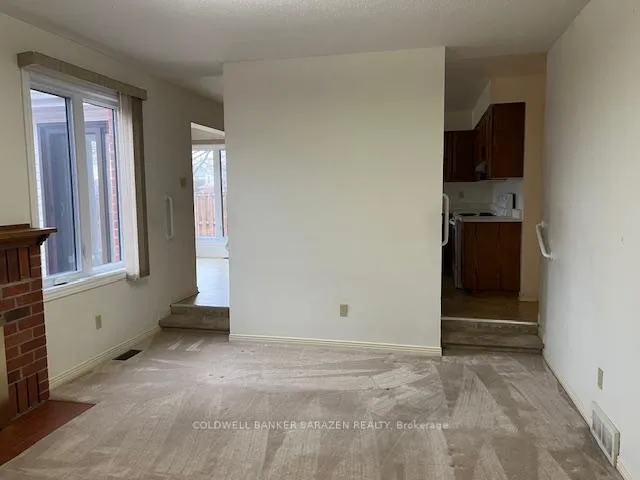 Photo 19 of 38 Bateman Drive, Ottawa, Manordale — HOMEH