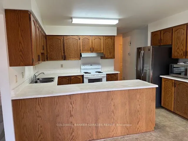 Photo 21 of 38 Bateman Drive, Ottawa, Manordale — HOMEH