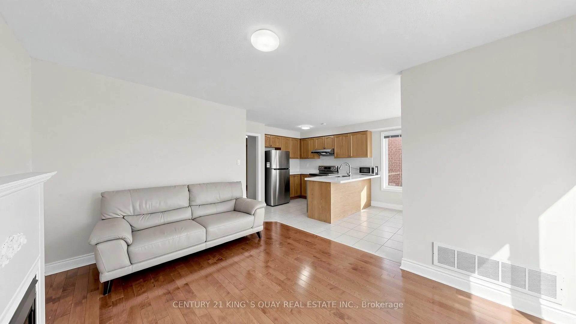 Photo 11 of 87 Peshawar Avenue, Markham, Village Green-South Unionville — HOMEH