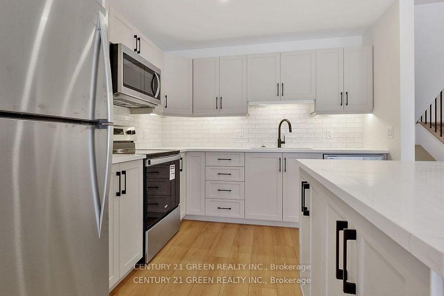 Photo 3 of 89 Staples Boulevard, Smiths Falls — HOMEH