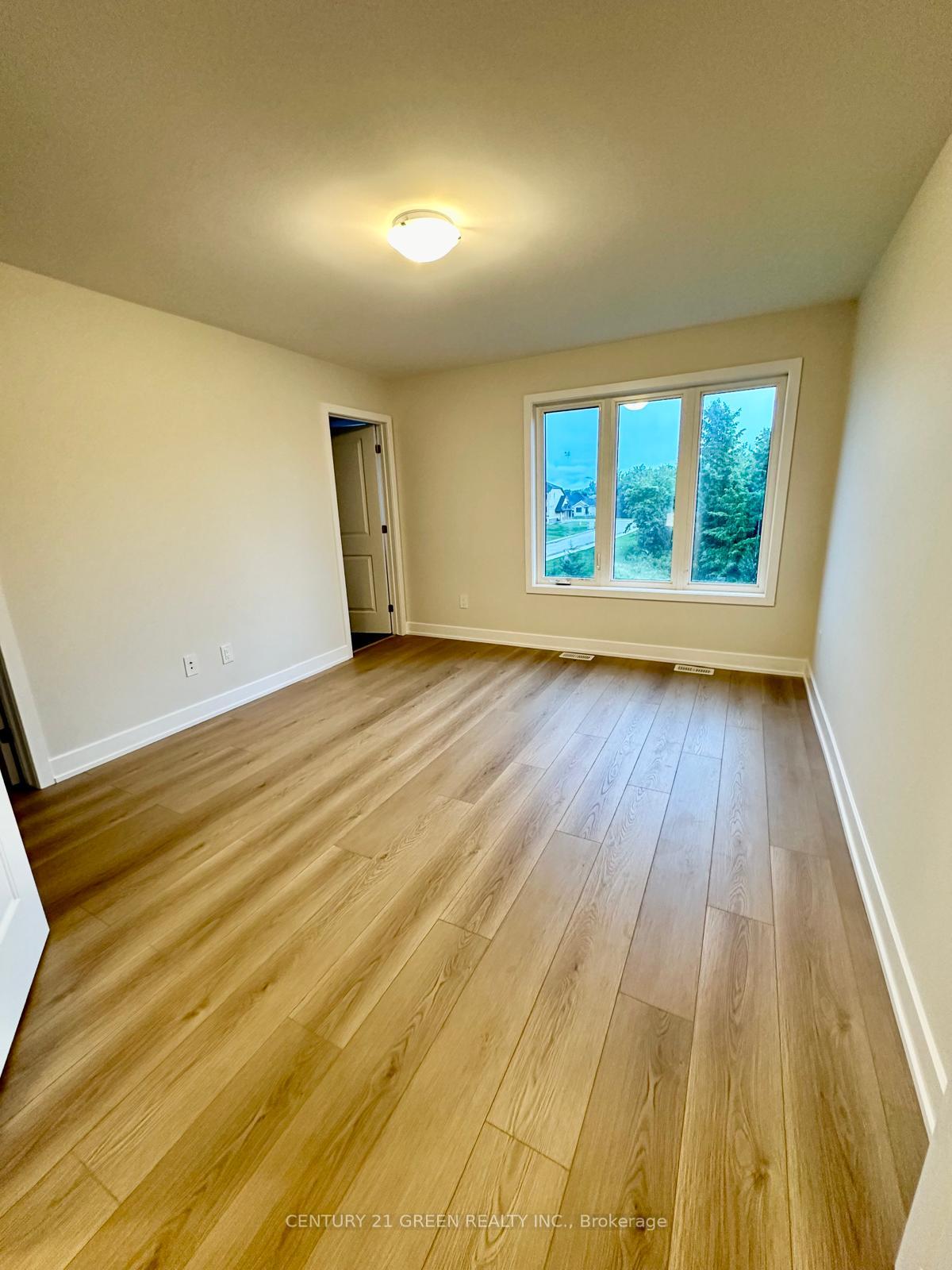 Photo 8 of 89 Staples Boulevard, Smiths Falls — HOMEH
