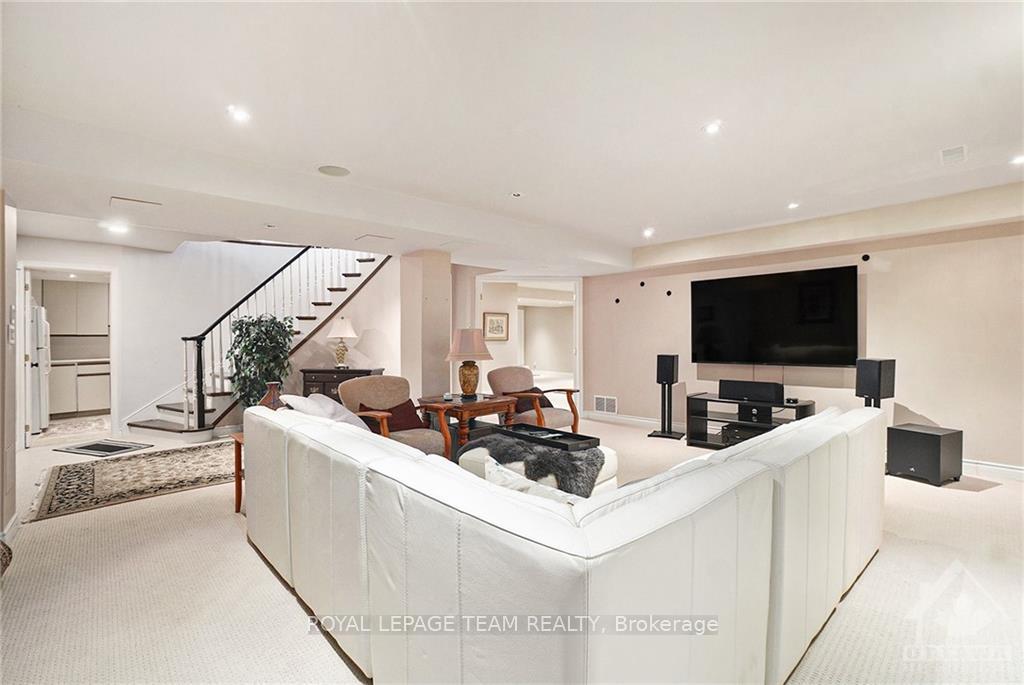 Photo 3 of 238 Mcclellan Road, Ottawa, Arlington Woods — HOMEH