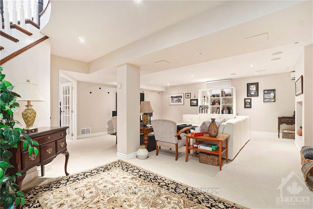 Photo 4 of 238 Mcclellan Road, Ottawa, Arlington Woods — HOMEH