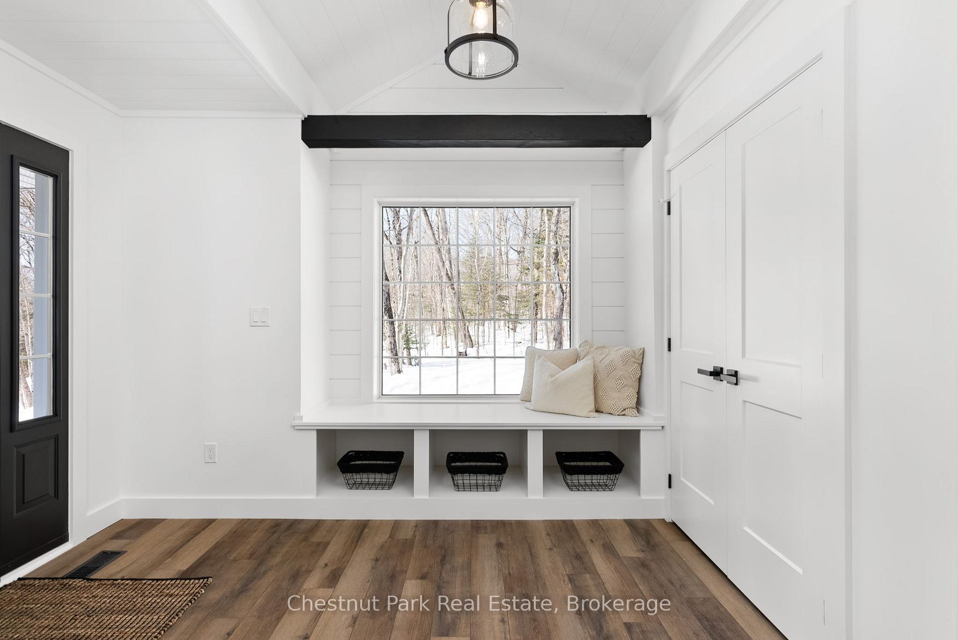 Photo 5 of 16 Clifford Street, Seguin — HOMEH