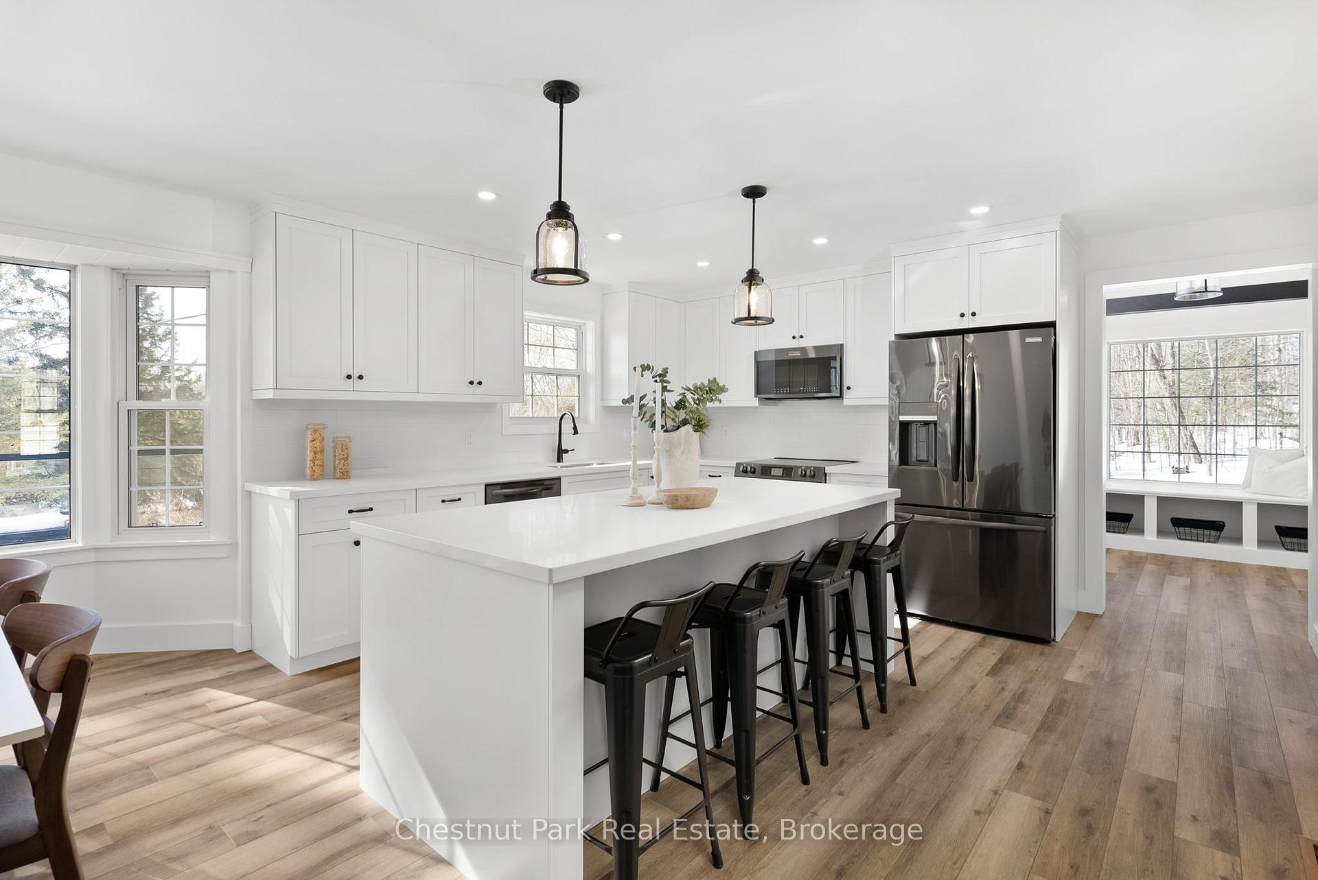 Photo 7 of 16 Clifford Street, Seguin — HOMEH