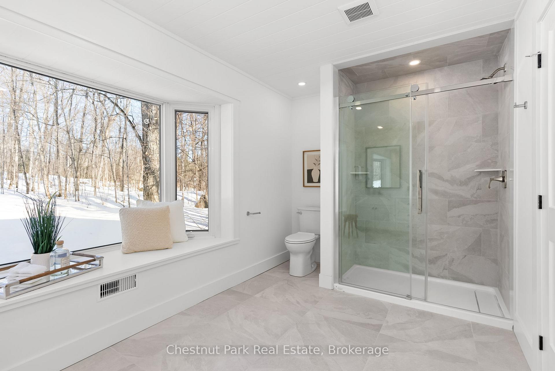 Photo 24 of 16 Clifford Street, Seguin — HOMEH