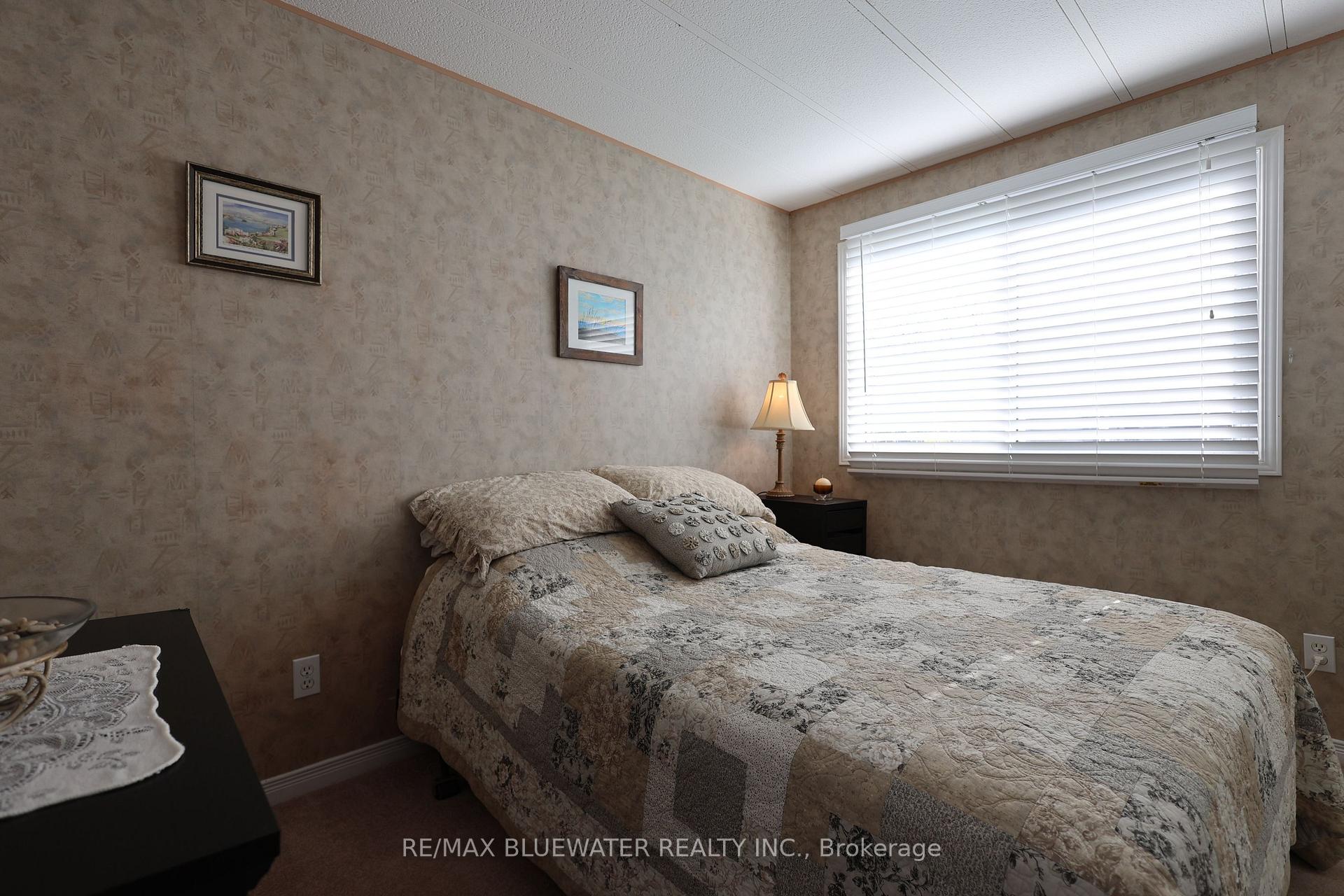 Photo 20 of 266 Pebble Beach Parkway, South Huron, Stephen — HOMEH